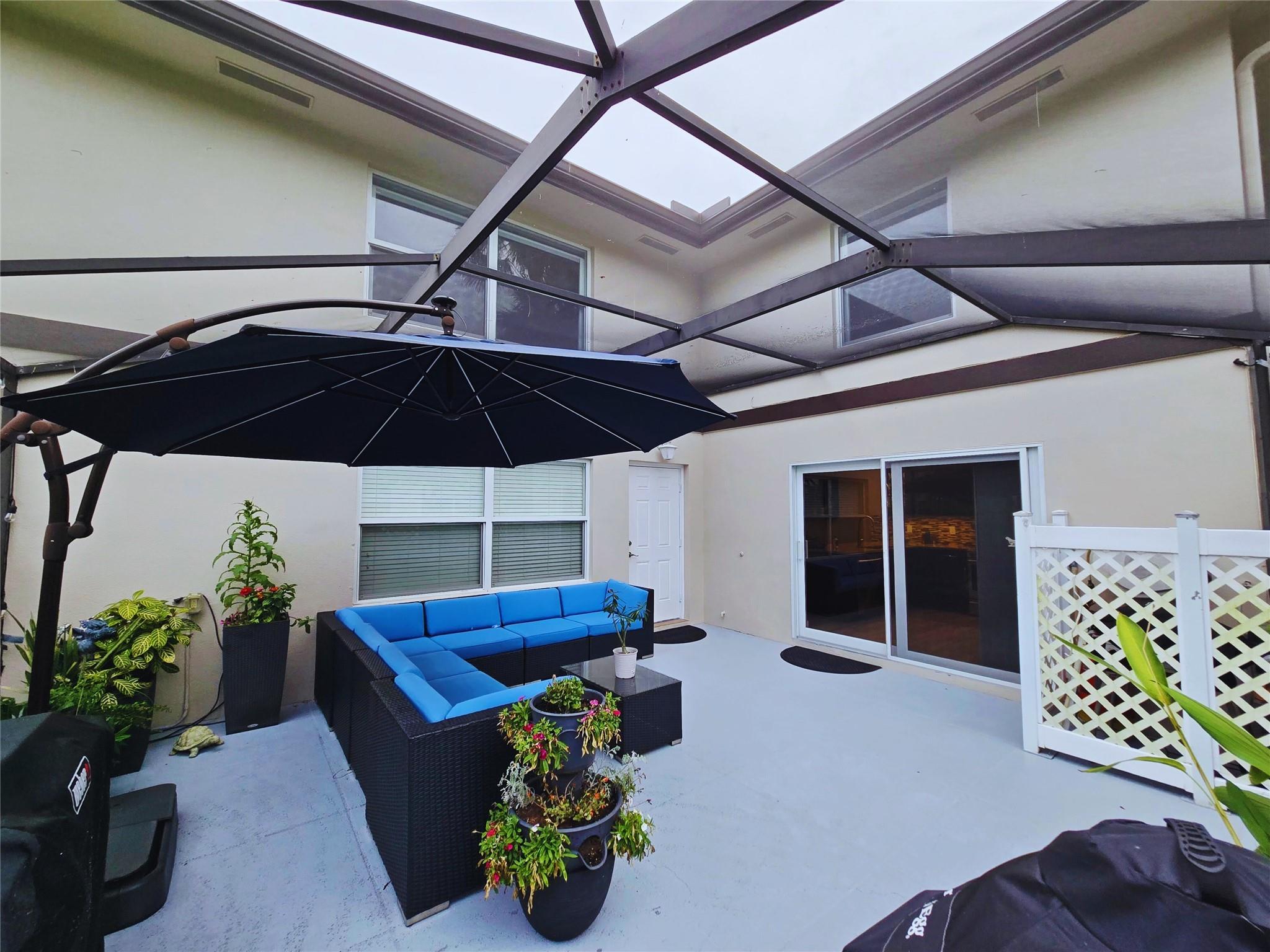 48 Essex Court B