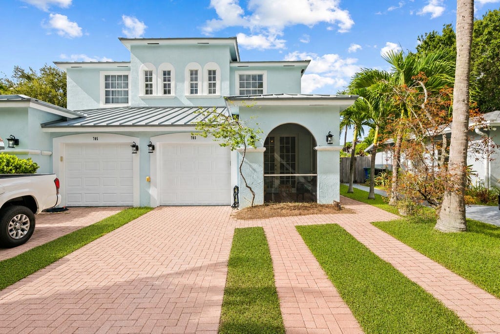 Photo of 703 SW 16TH Court #703, Fort Lauderdale, FL 33315 (MLS # B26071439)