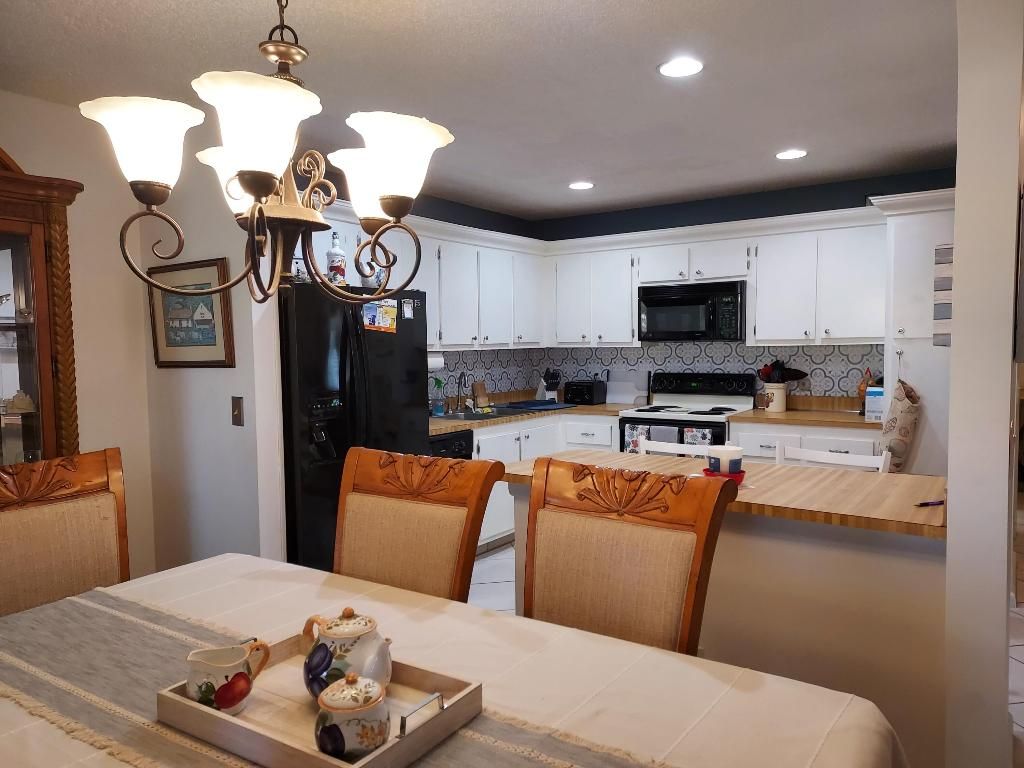 Photo of 717 S Us Highway 1 #702, Jupiter, FL 33477 (MLS # R10920448)