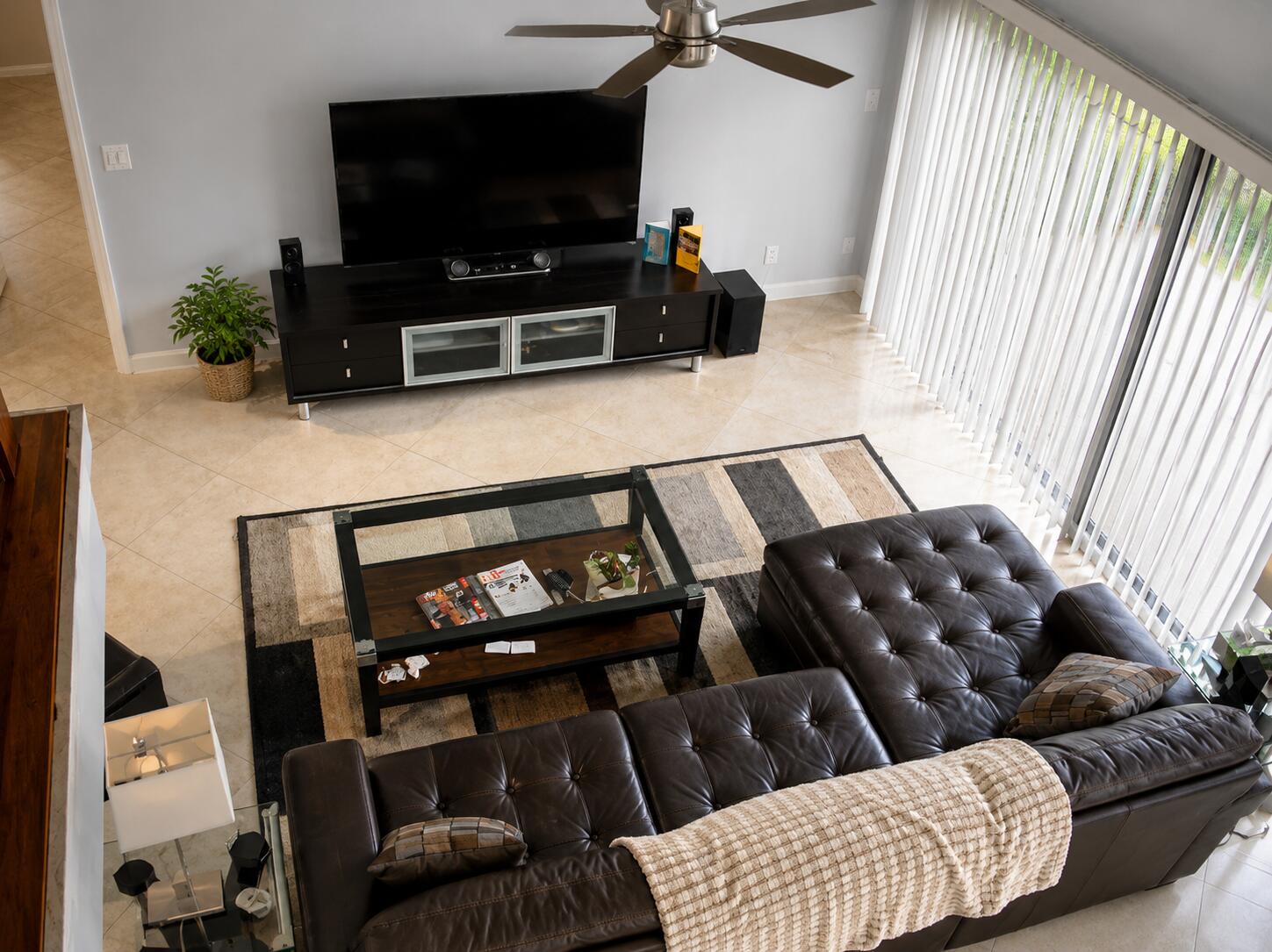 TRES VIDAS CONDO ONE - Residential Lease