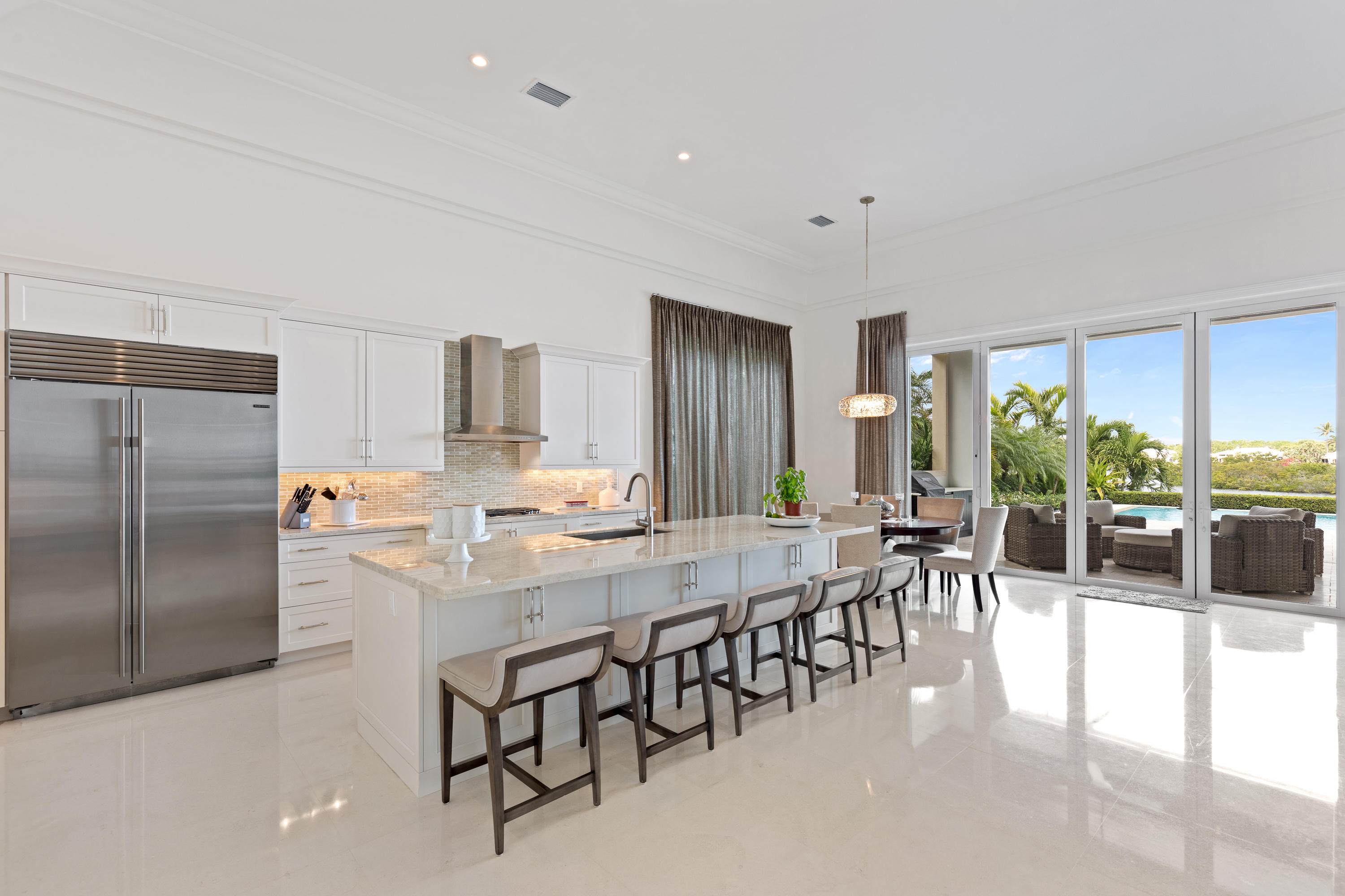 ADMIRALS COVE - Residential