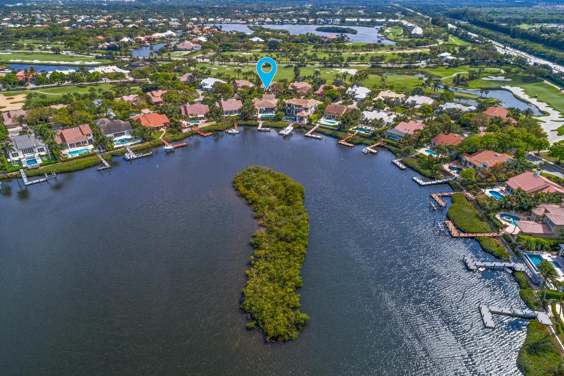 ADMIRALS COVE - Residential