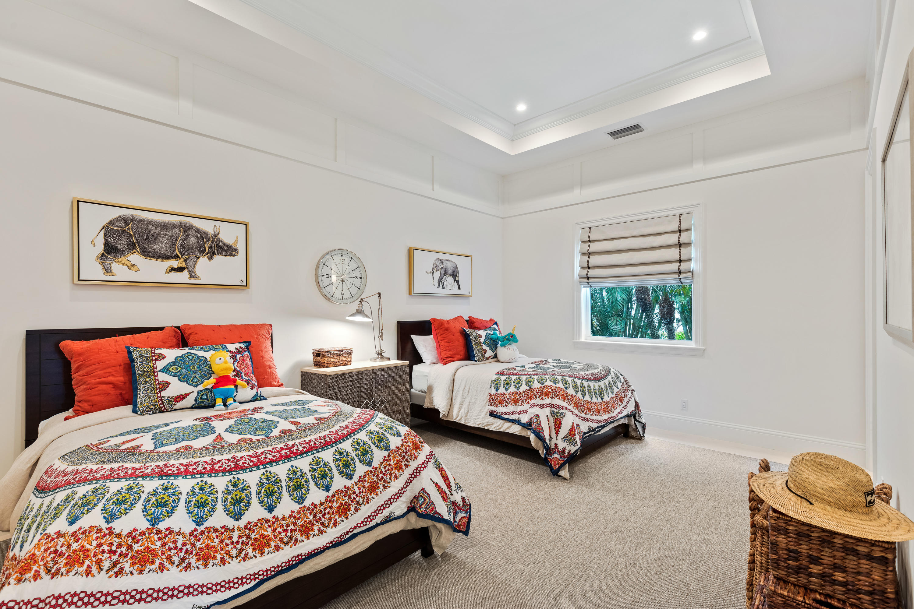 ADMIRALS COVE - Residential