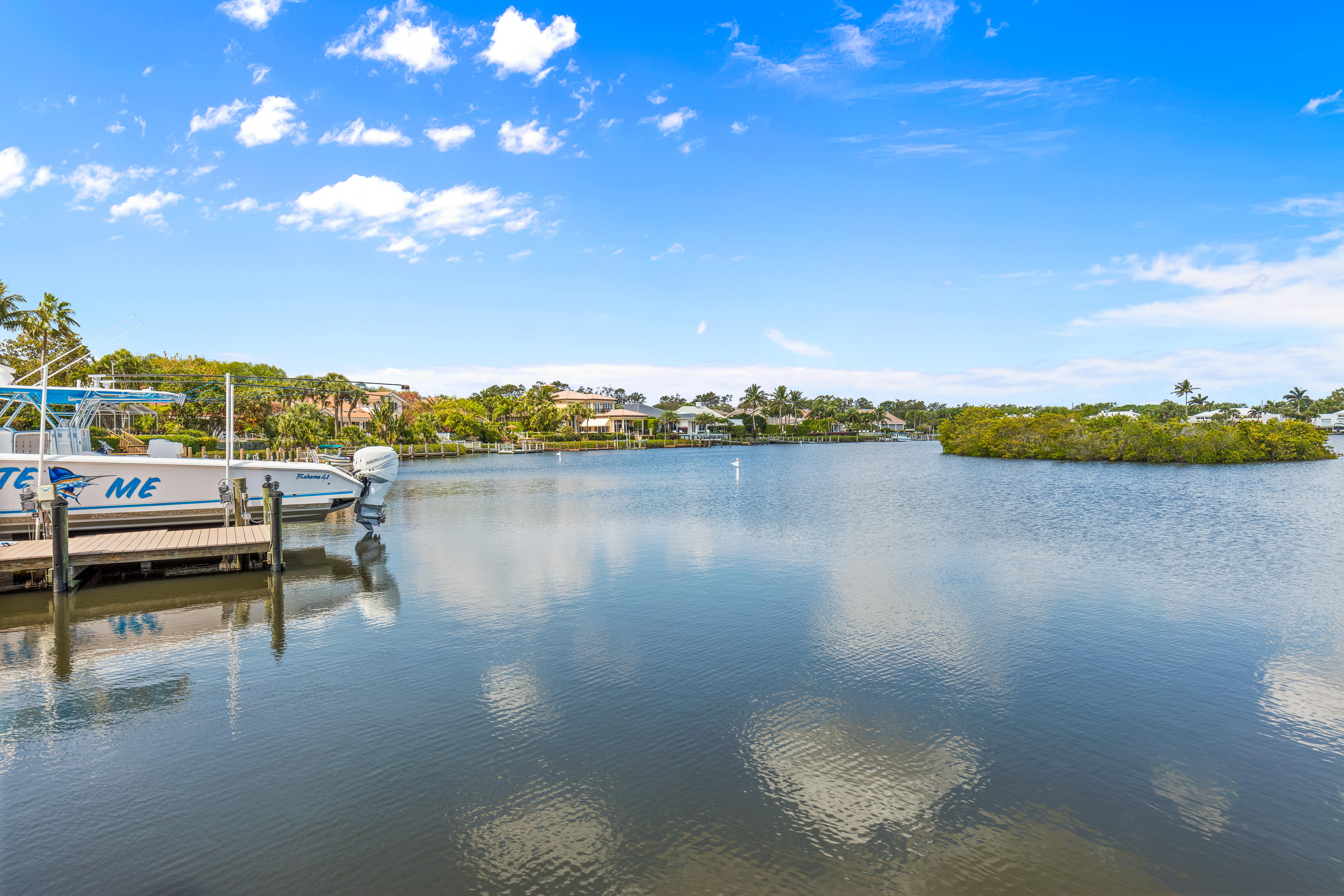 ADMIRALS COVE - Residential