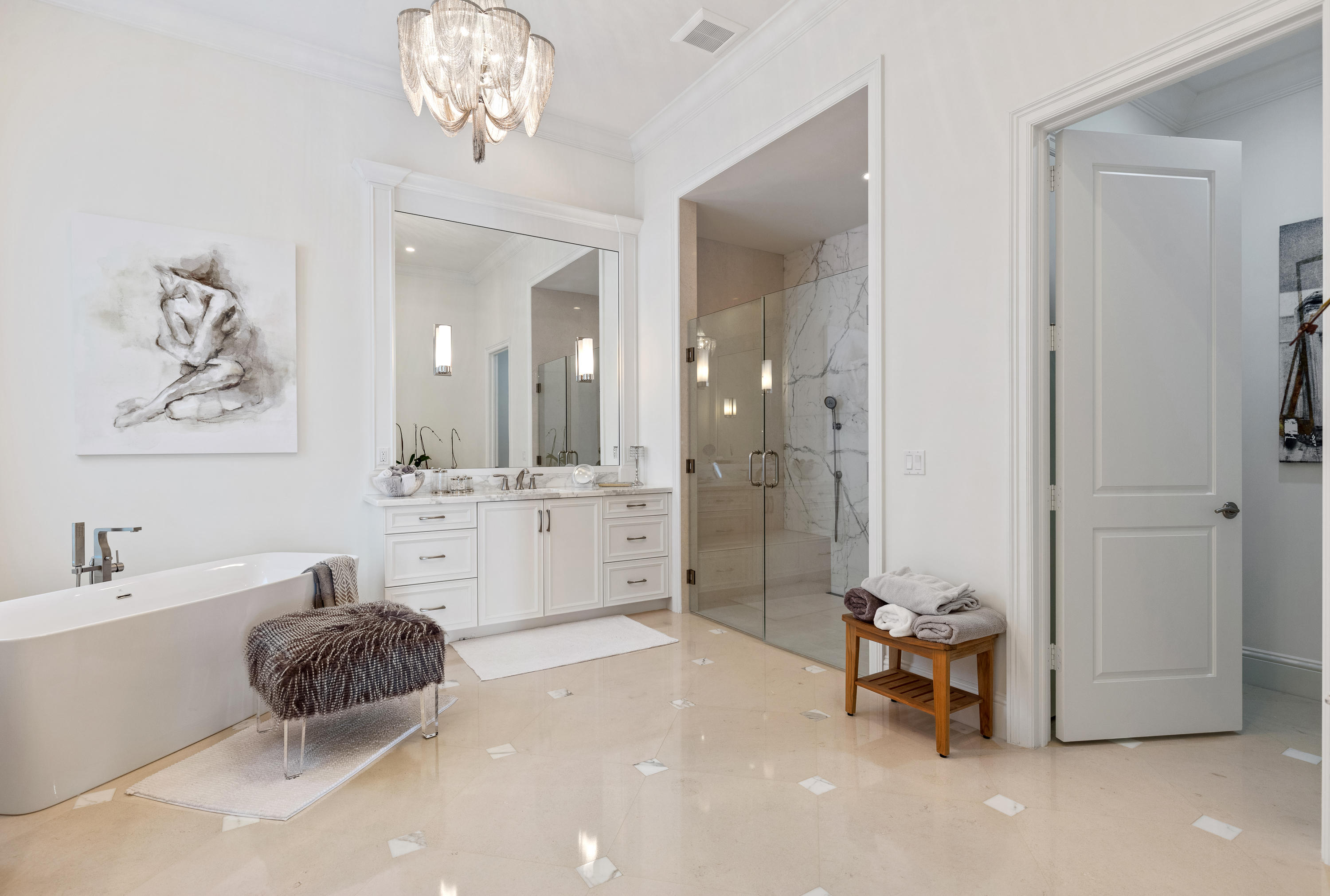 ADMIRALS COVE - Residential