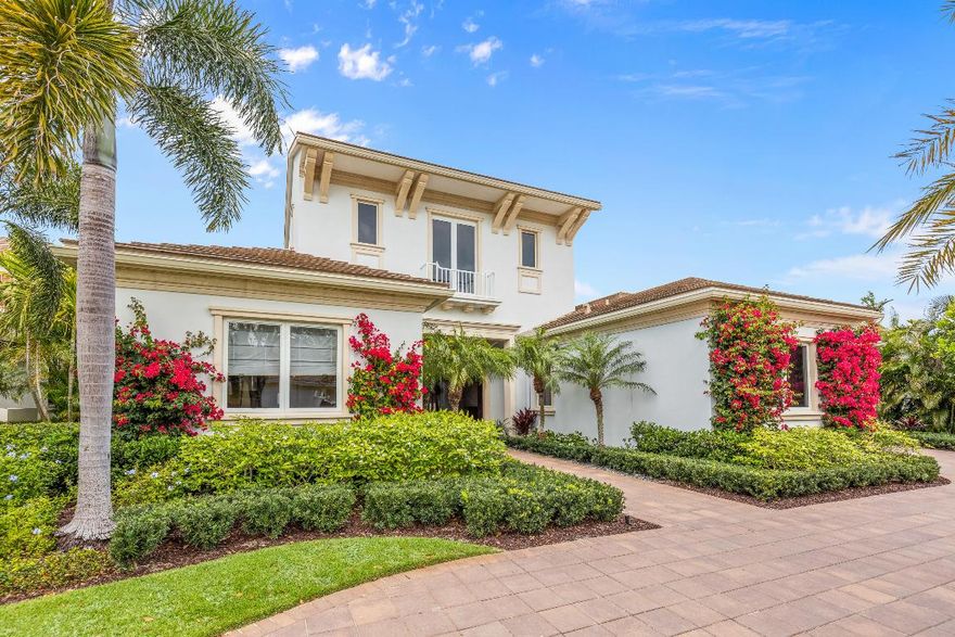 Panoramic water views greet you from the front door! Newly constructed transitional home by Mustapick Homes focuses on casual living with top quality, low maintenance materials that blend into large open spaces with a relaxed indoor/outdoor environment, perfect for family gatherings and entertaining. Great room, kitchen, office and master bedroom feature giant windows to maximize views.  Marble floors throughout, 14’ ceilings, open kitchen with Wolf 5 burner gas cooktop, wall oven and micr, Sub Zero, butler’s pantry/wet bar. Glass accordion doors open wide to marble pool deck, summer kitchen, pool and new composite dock for 40’ boat.  Great location, short drive to Clubhouse and front entrance. Required golf membership purchase conveys all the first class amenities of Admirals Cove including two renovated clubhouses, 45 holes of golf, 5 restaurants, 63 slip brand new marina with floating docks, Yacht Club, 13 har tru tennis courts, state of the art fitness and spa, Covesters kids club and Platinum service.