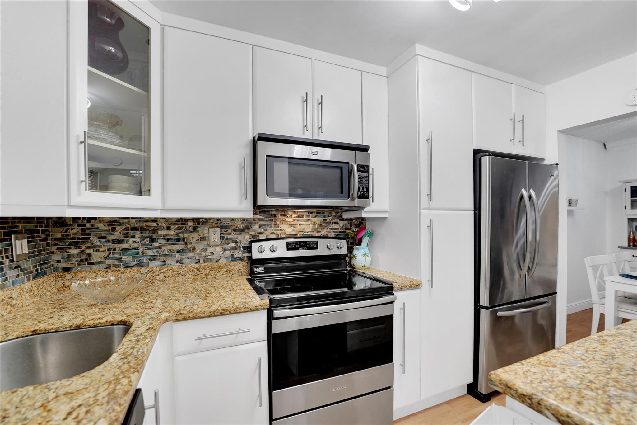 1425 Arthur St 214B