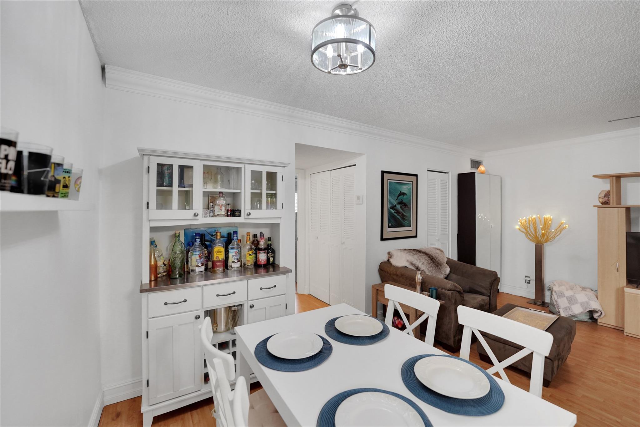1425 Arthur St 214B
