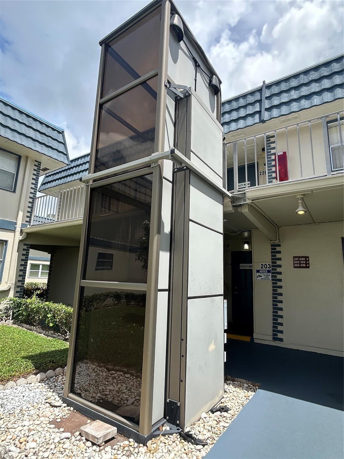 KINGS POINT - Residential