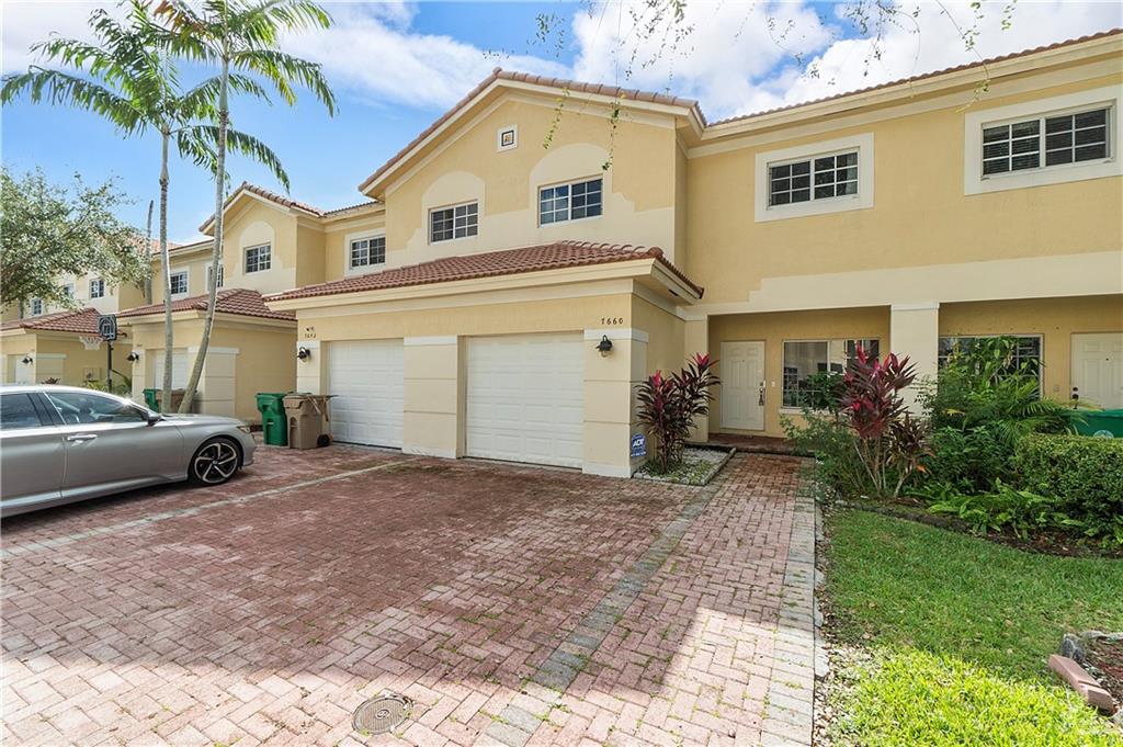 STONECREEK - Residential