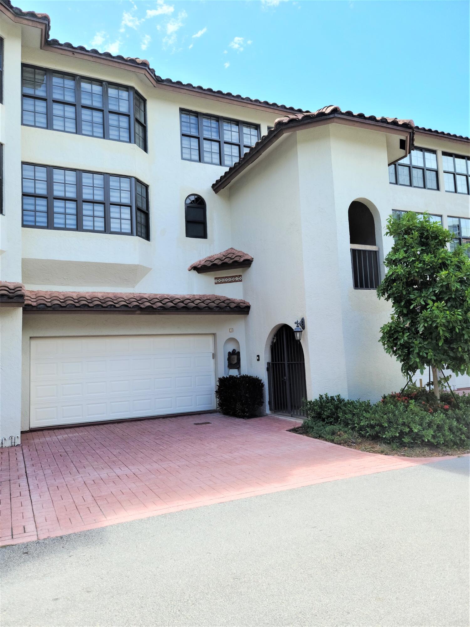 SEA RANCH CLUB OF BOCA - Residential