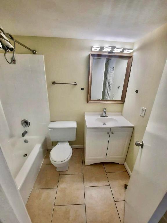 CROSS CREEK CONDO - Residential Lease