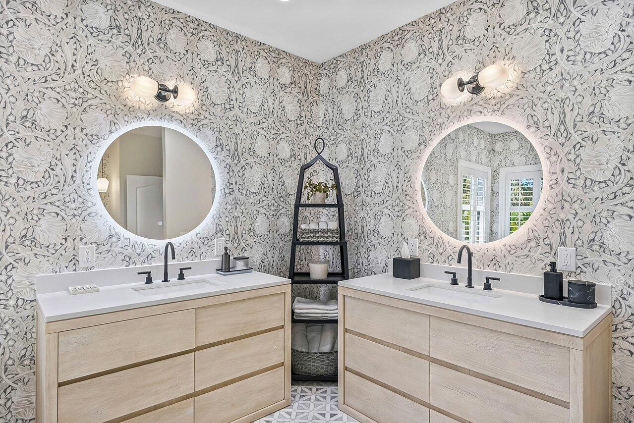 VICTORIAN GARDENS - Residential