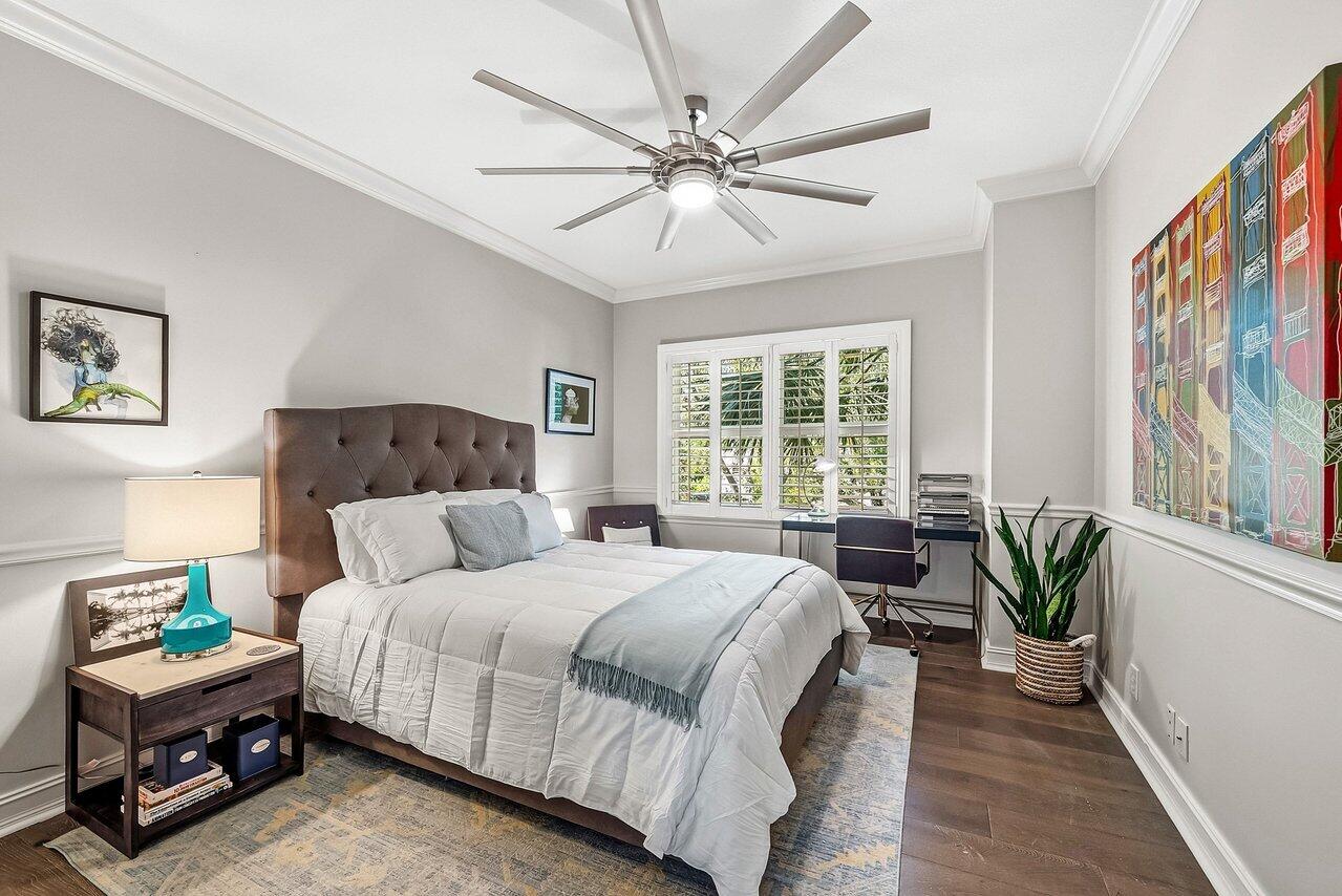 VICTORIAN GARDENS - Residential