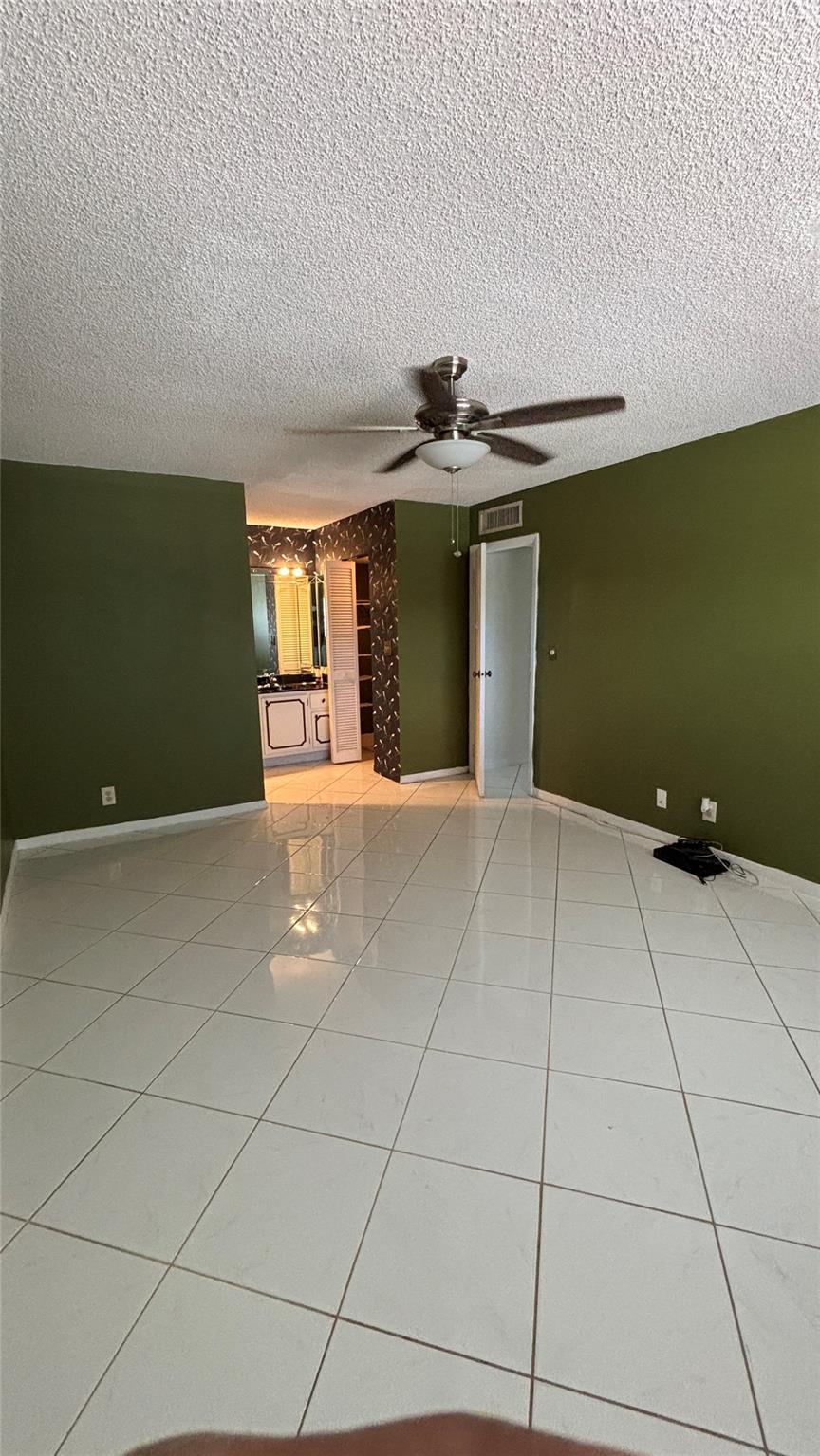 INVERRARY - Residential Lease