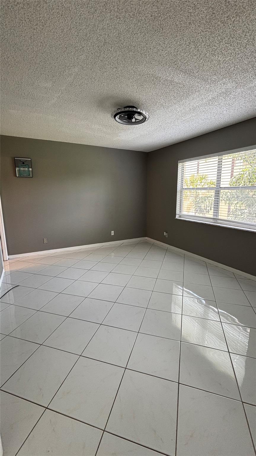 INVERRARY - Residential Lease