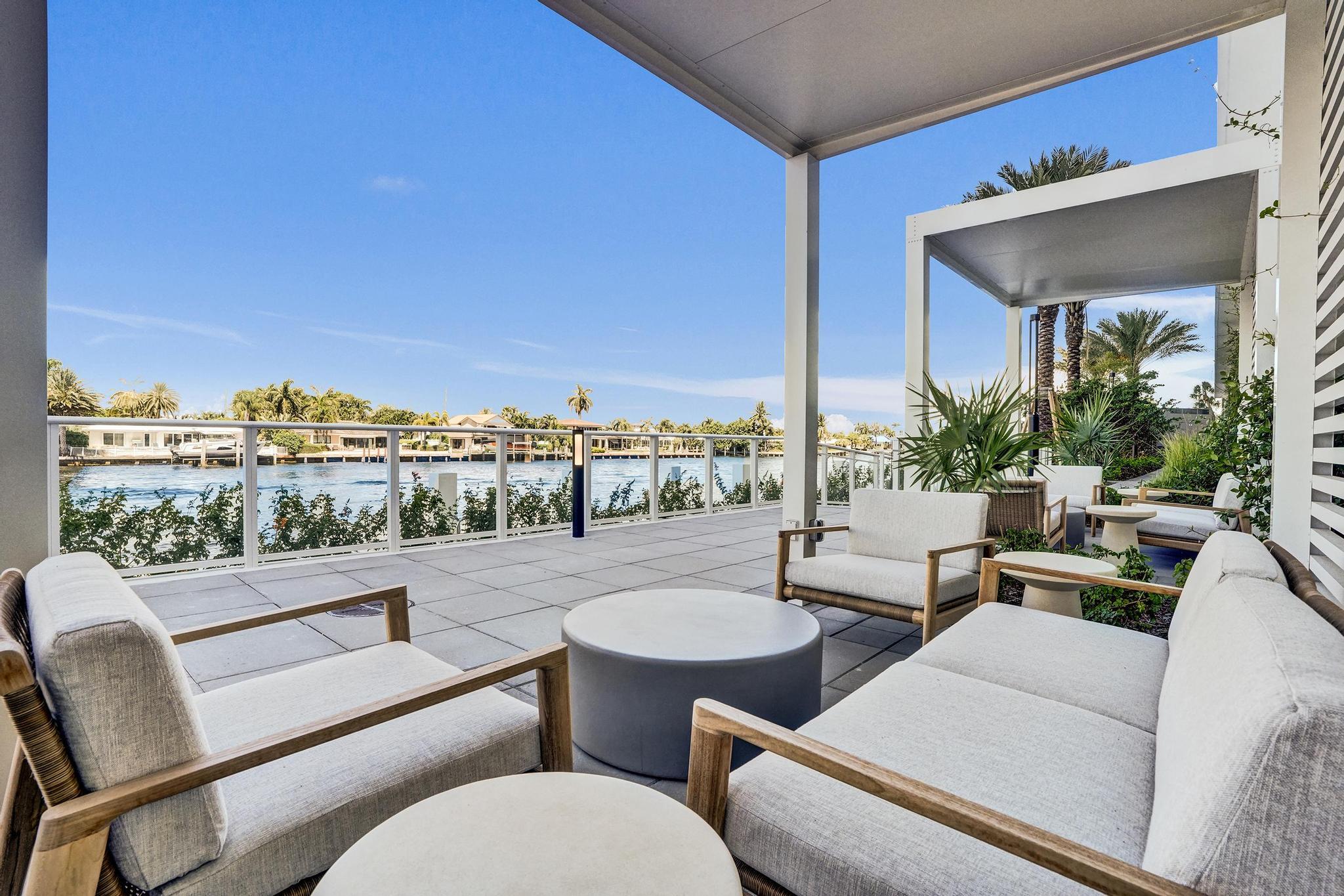 407 N Riverside Dr # 203, Pompano Beach, FL, 33062, USA, 2 Bedrooms Bedrooms, ,2 BathroomsBathrooms,Condo,Active,407 N Riverside Dr # 203,B26017068