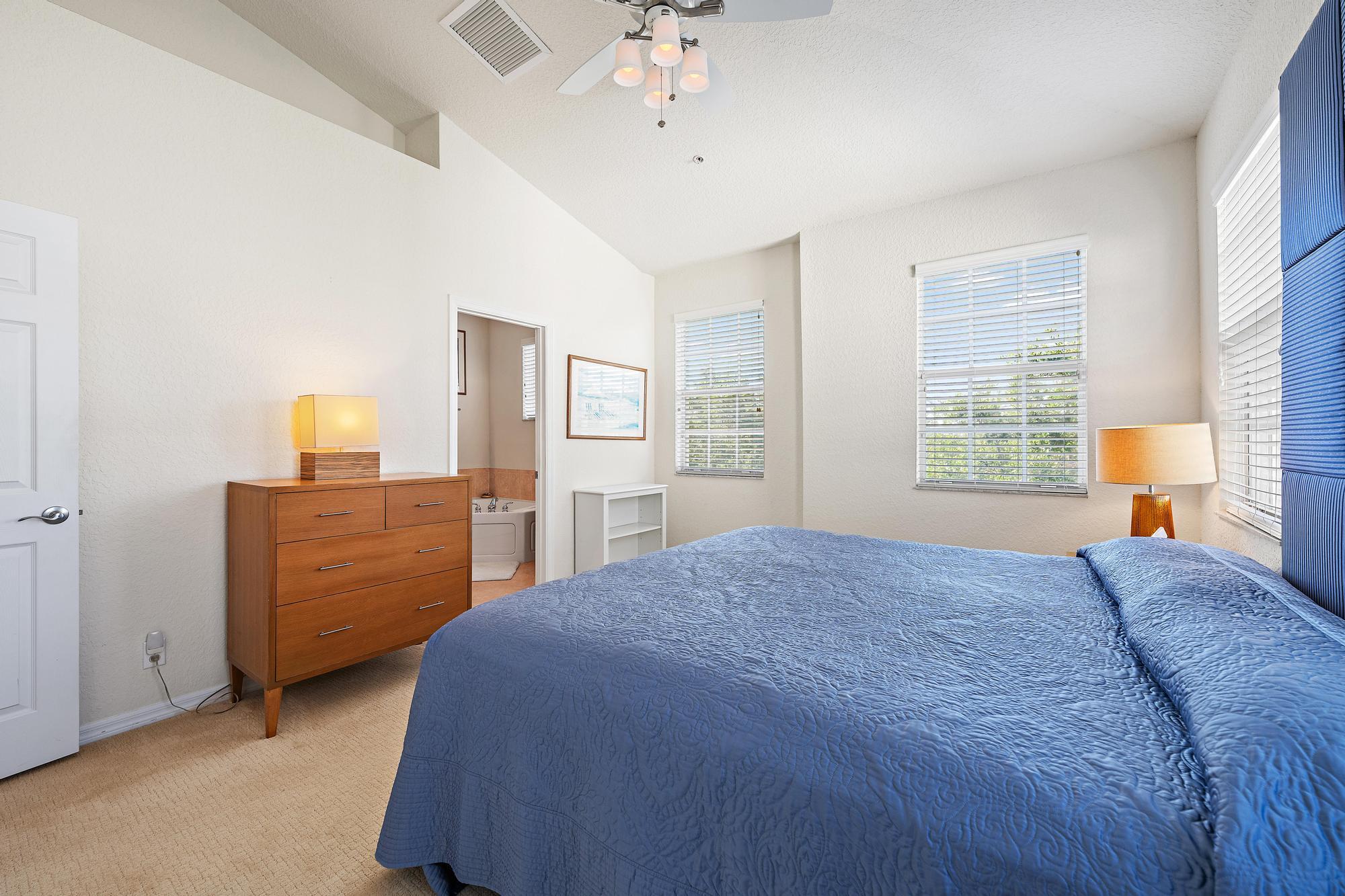 SANDPIPER COVE AT BOTANICA CONDO - Residential