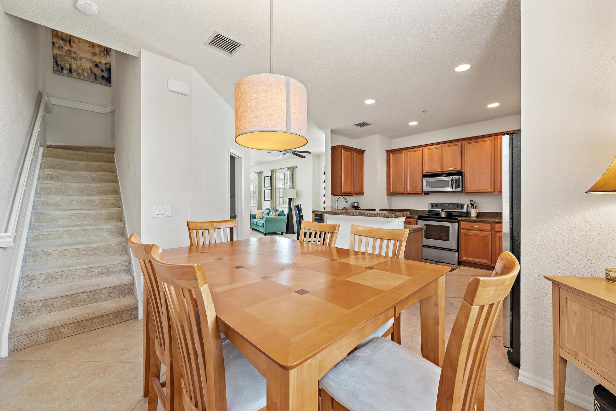 SANDPIPER COVE AT BOTANICA CONDO - Residential