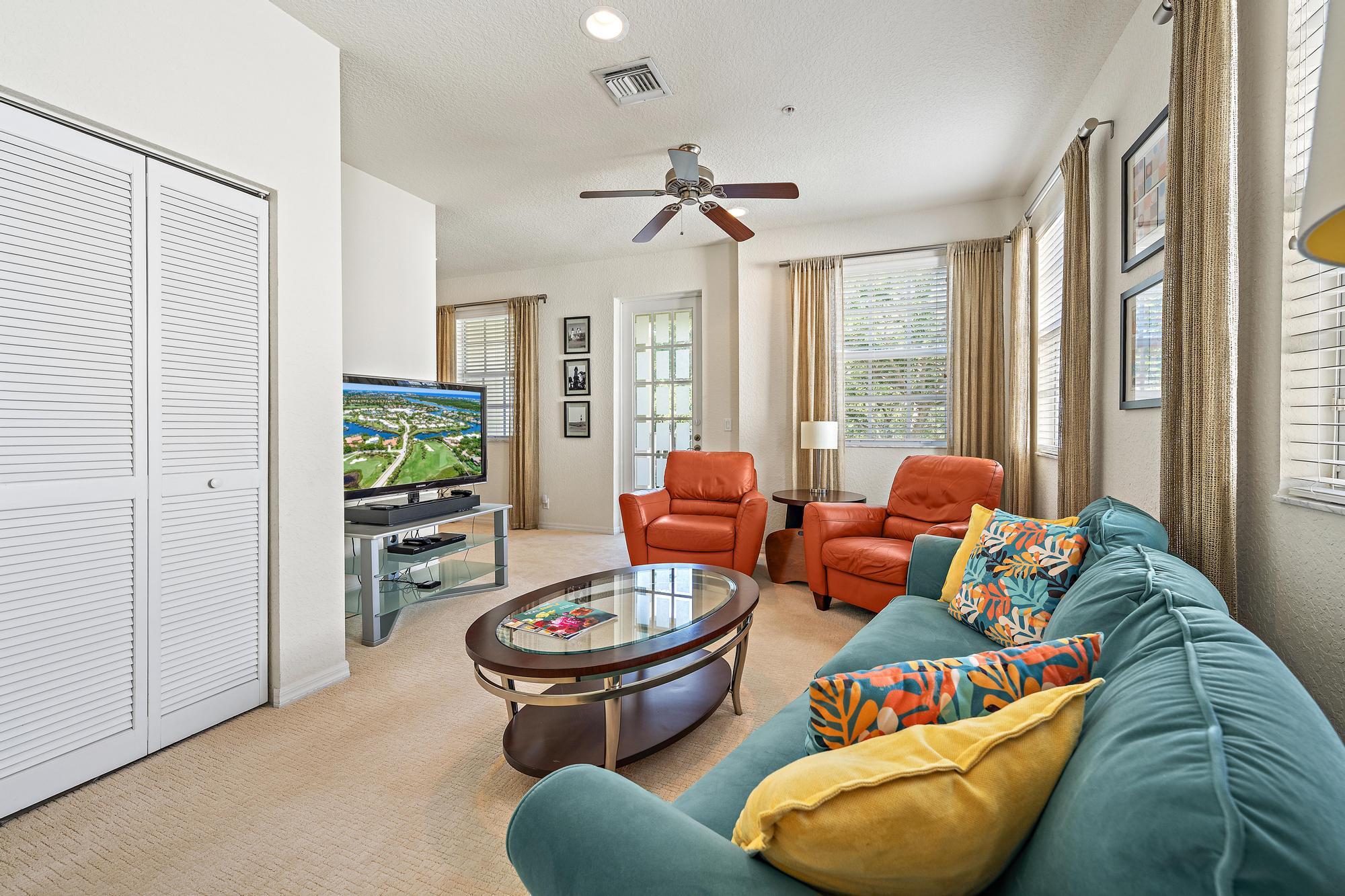 SANDPIPER COVE AT BOTANICA CONDO - Residential