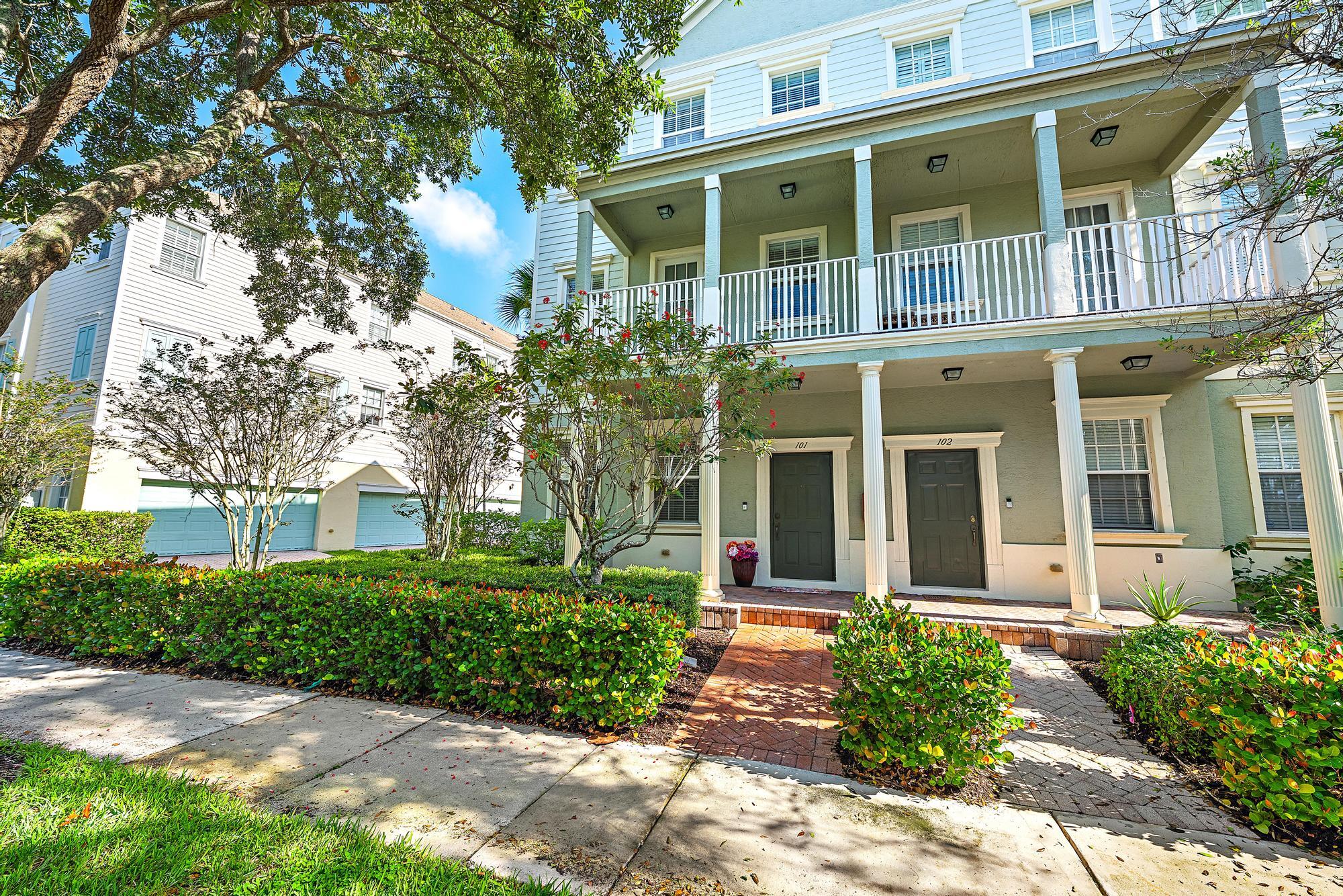 SANDPIPER COVE AT BOTANICA CONDO - Residential