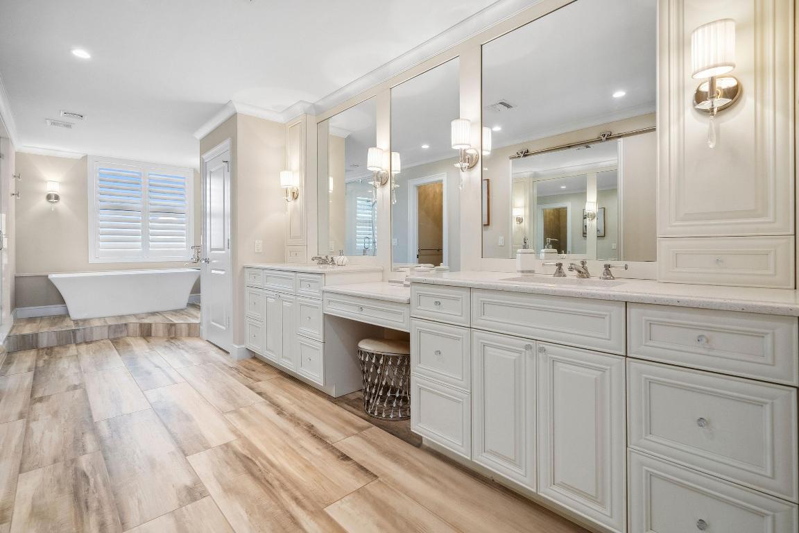 OCEANA OCEANFRONT CONDOMINIUM II - Residential