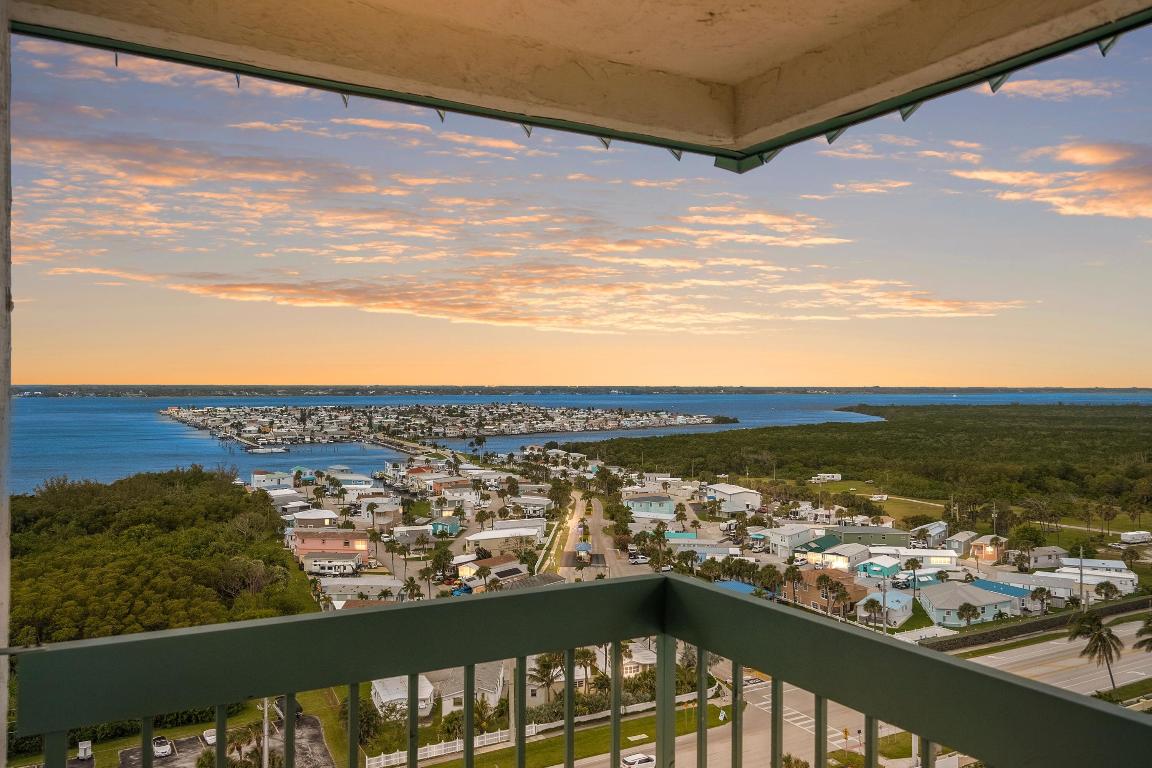 OCEANA OCEANFRONT CONDOMINIUM II - Residential