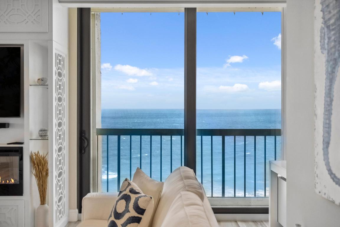 OCEANA OCEANFRONT CONDOMINIUM II - Residential