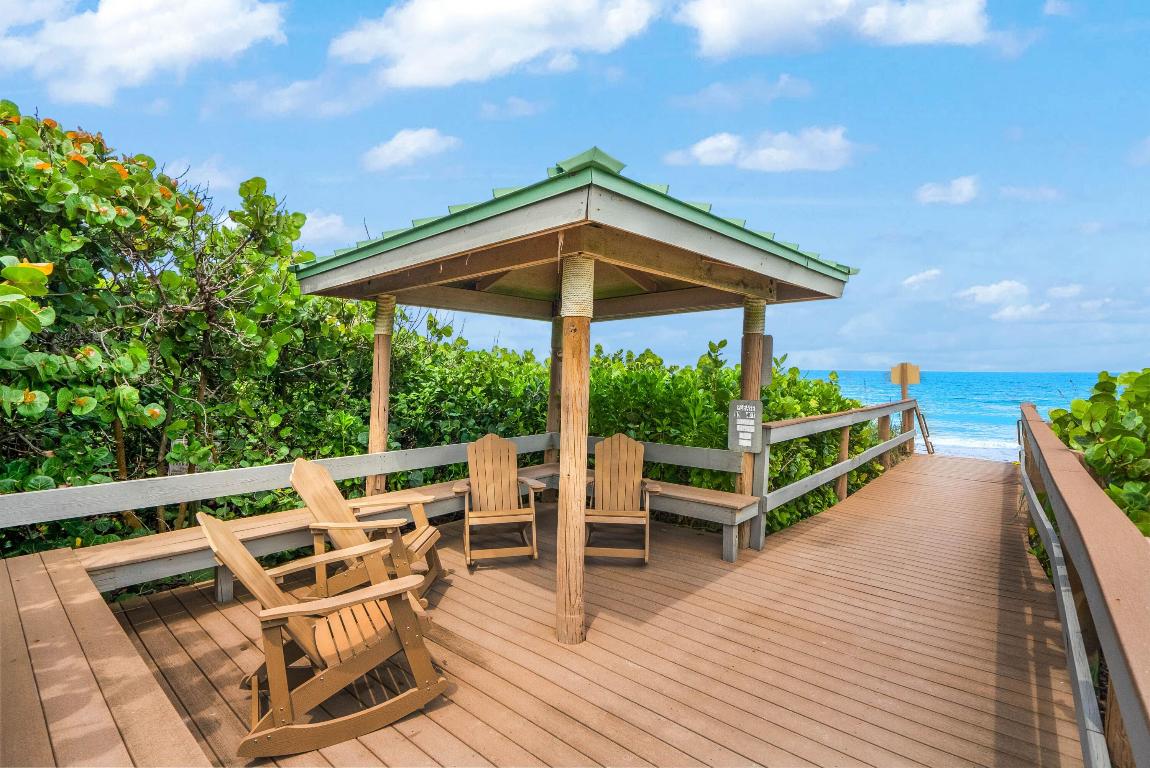 OCEANA OCEANFRONT CONDOMINIUM II - Residential