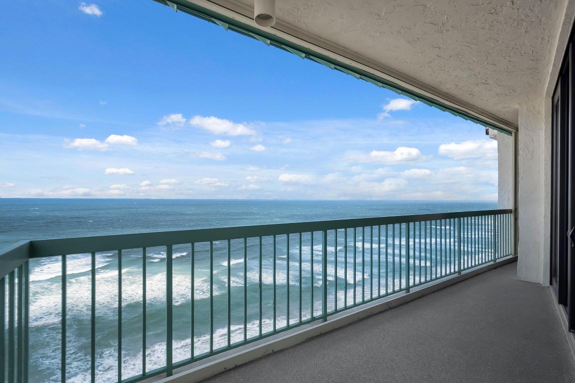 OCEANA OCEANFRONT CONDOMINIUM II - Residential