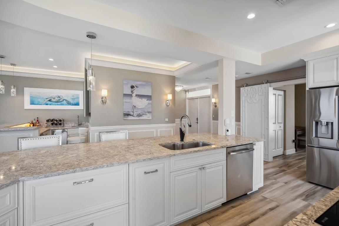 OCEANA OCEANFRONT CONDOMINIUM II - Residential