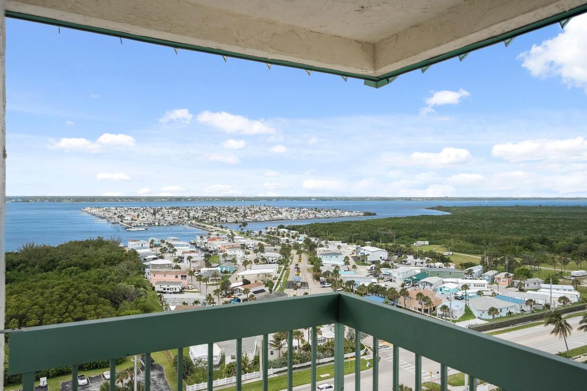 OCEANA OCEANFRONT CONDOMINIUM II - Residential