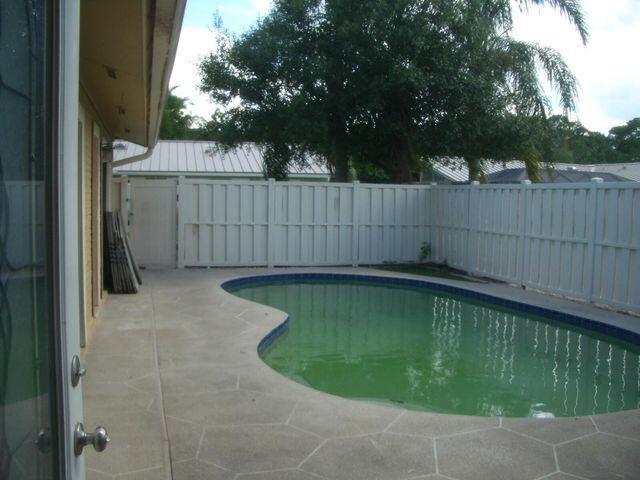 Westwood Gardens - Residential Lease