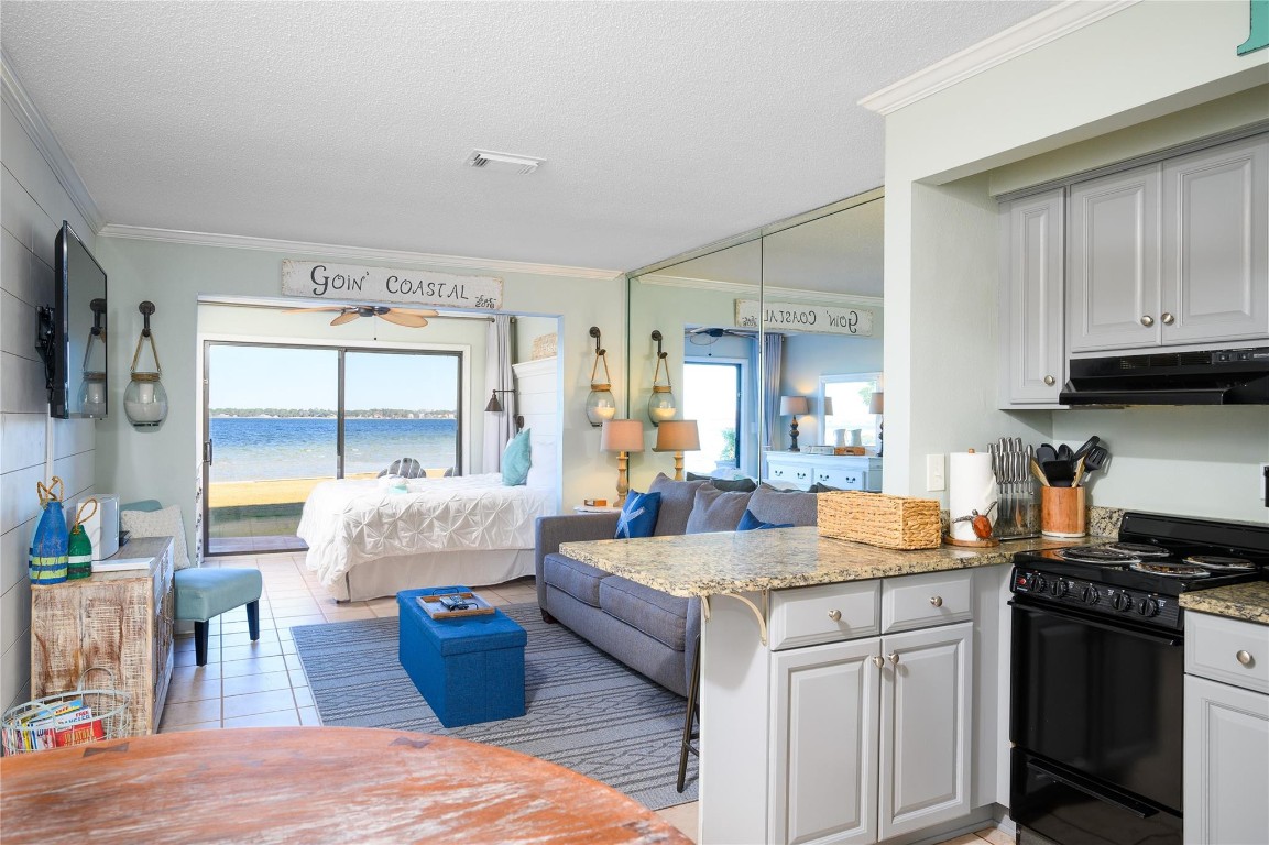 Sunset Harbor Palms - Residential