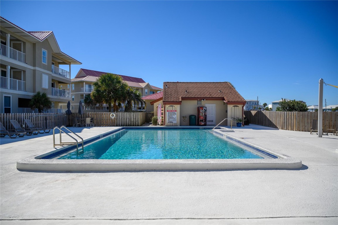 Sunset Harbor Palms - Residential