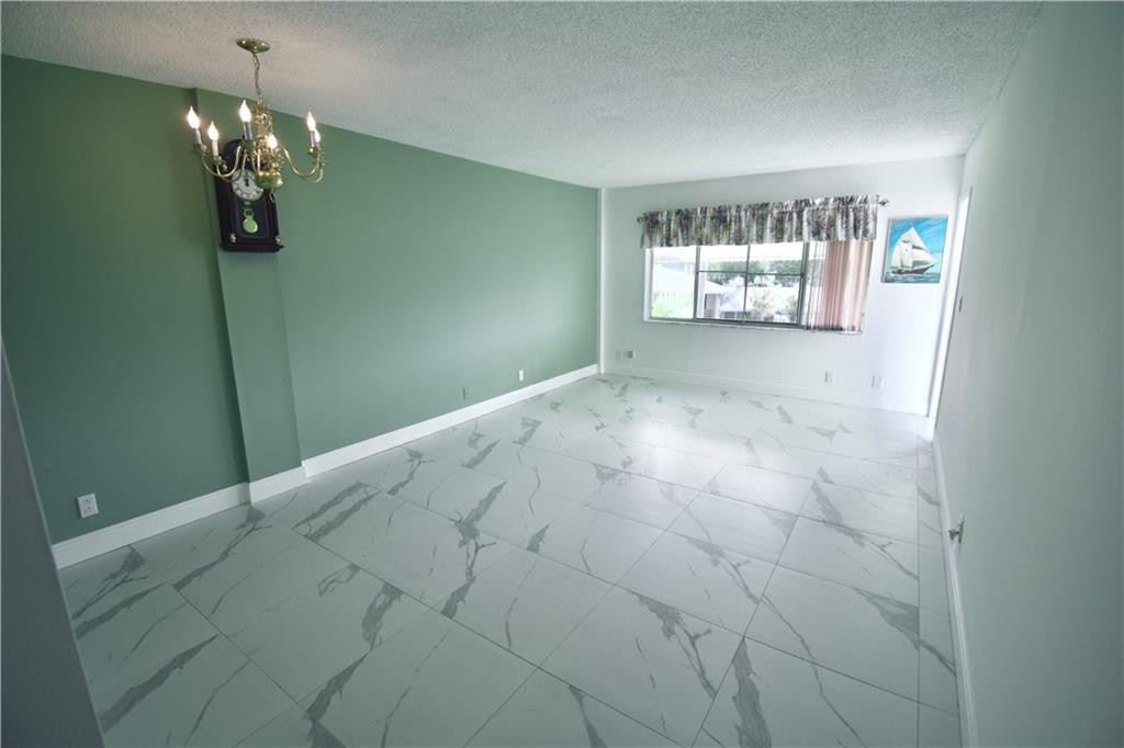 LAKE CLARKE GARDENS - Residential
