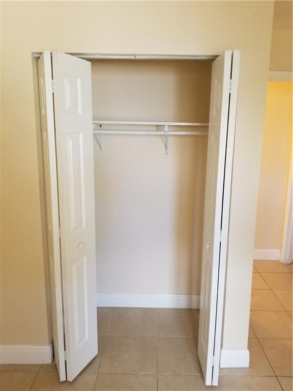 FALL RIDGE OF DELRAY - Residential Lease