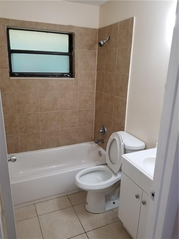 FALL RIDGE OF DELRAY - Residential Lease