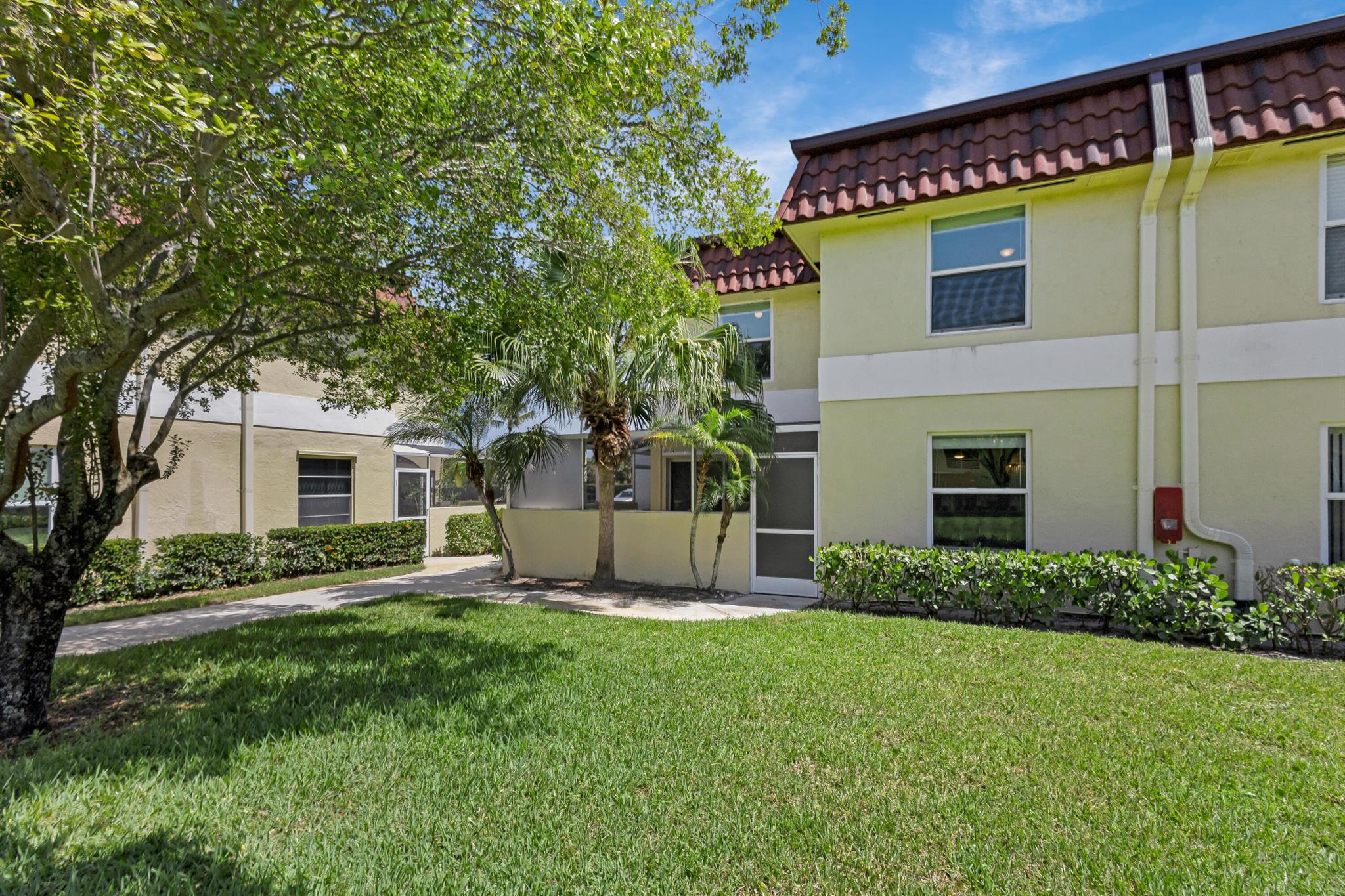 717 S Us Highway 1 904