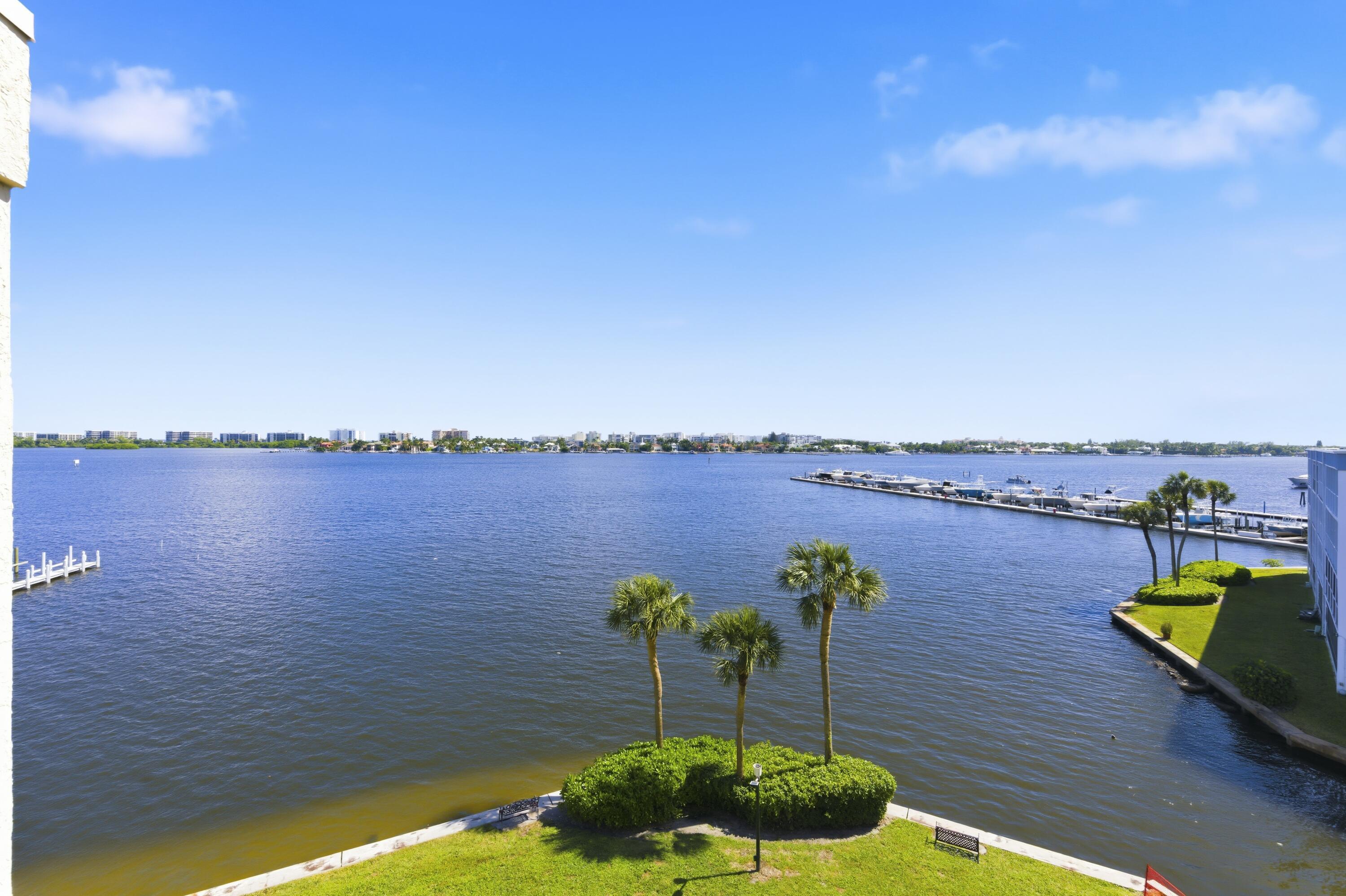 HIDDEN HARBOUR OF THE PALM BEACHES CONDO - Residential Lease