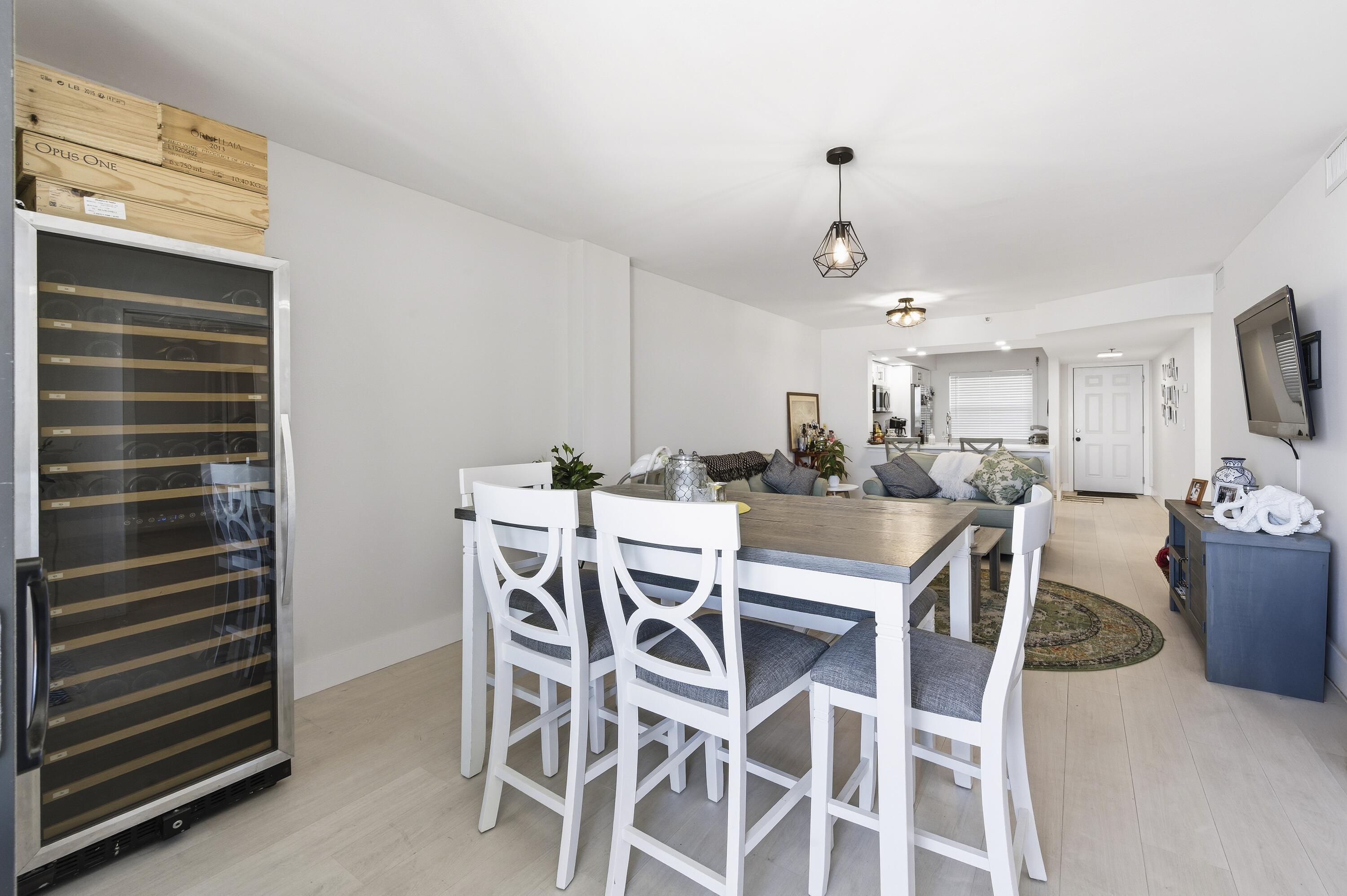 HIDDEN HARBOUR OF THE PALM BEACHES CONDO - Residential Lease