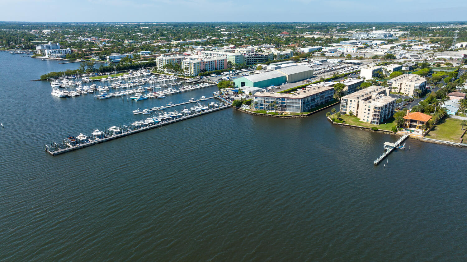 HIDDEN HARBOUR OF THE PALM BEACHES CONDO - Residential Lease