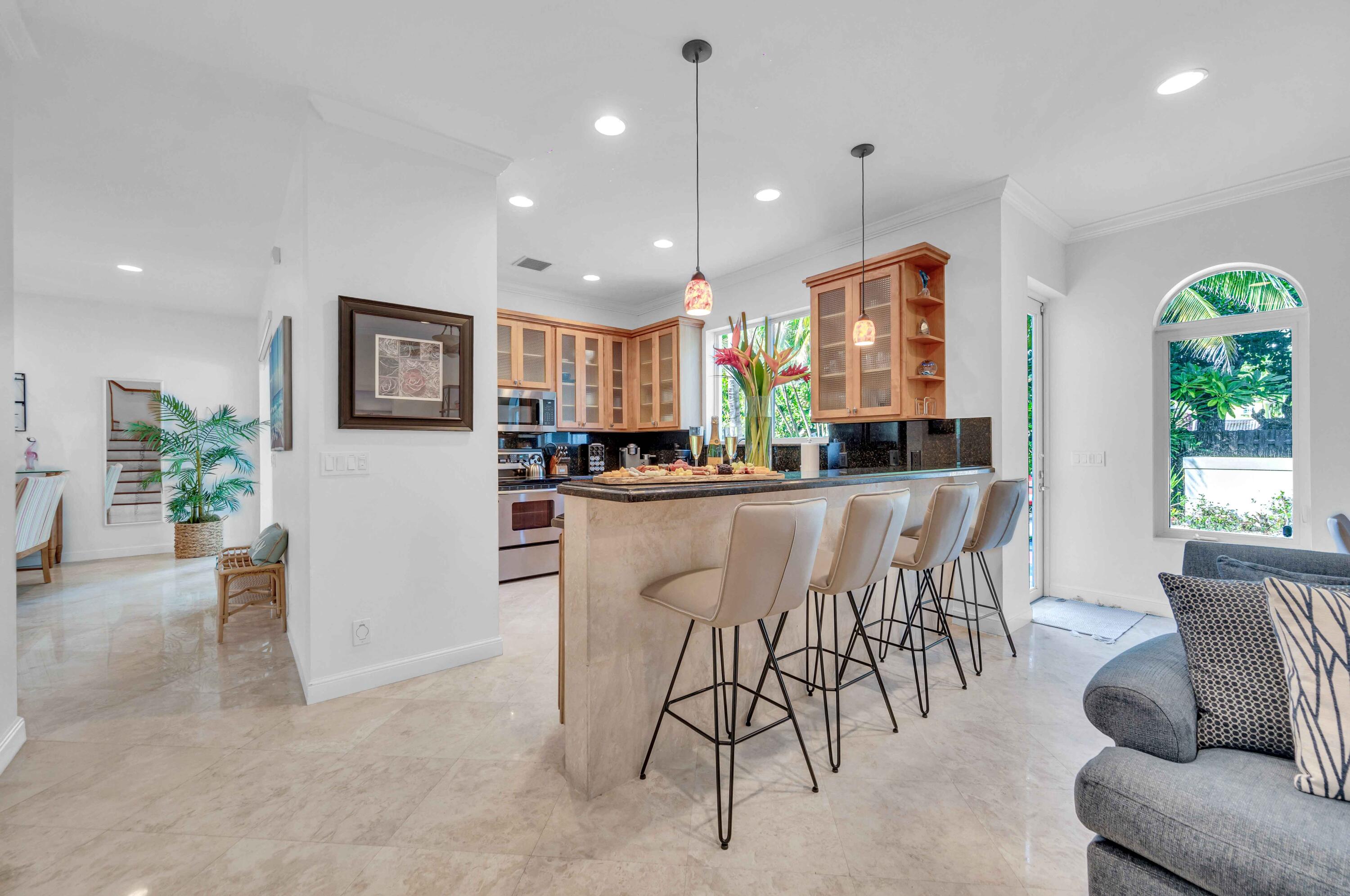 LAS OLAS BY THE SEA EXT - Residential