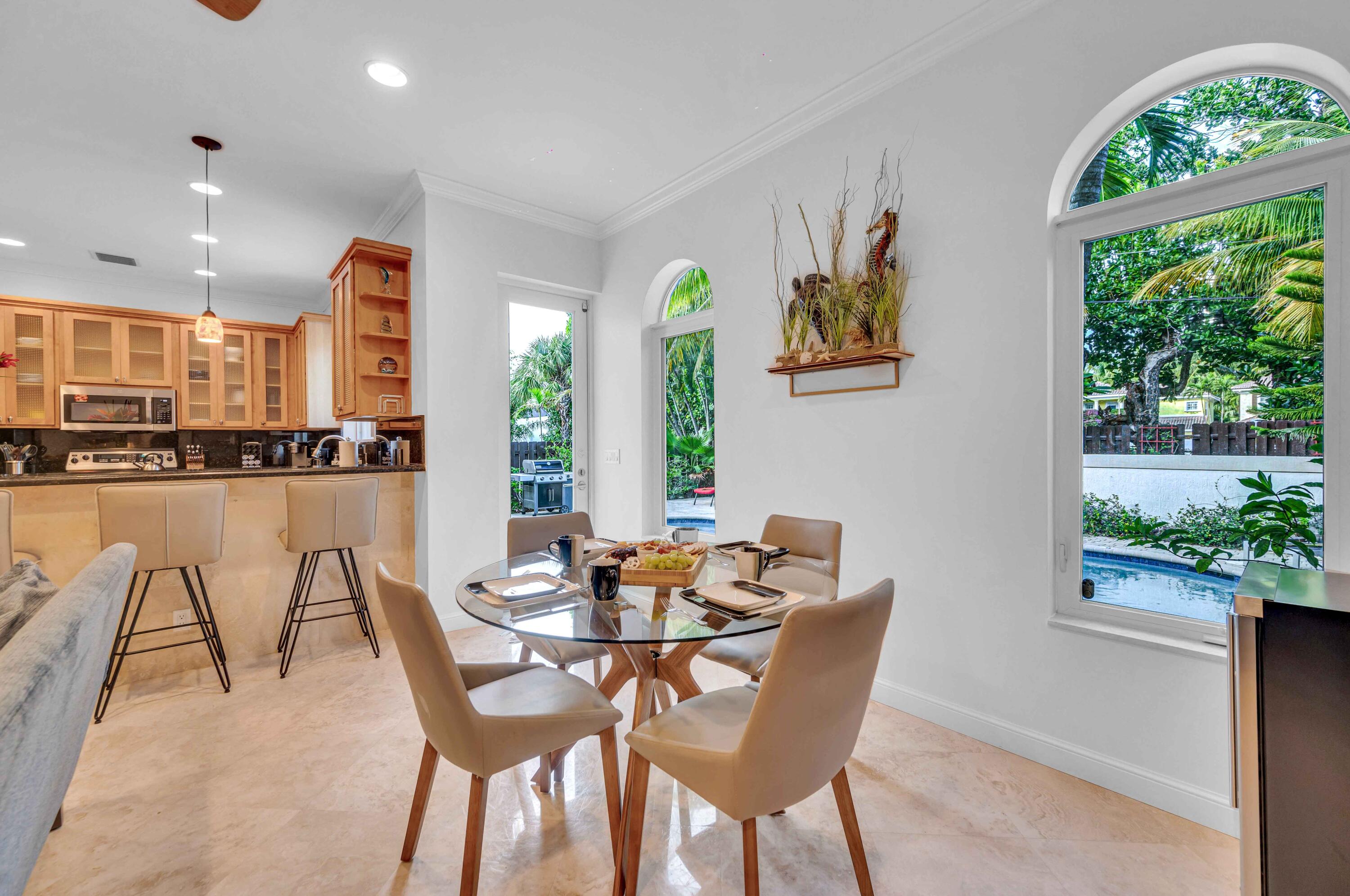 LAS OLAS BY THE SEA EXT - Residential