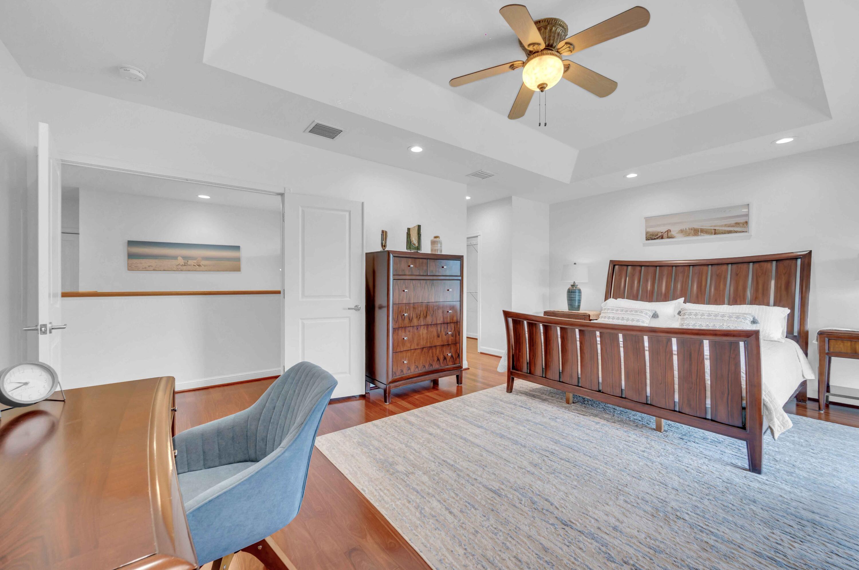 LAS OLAS BY THE SEA EXT - Residential