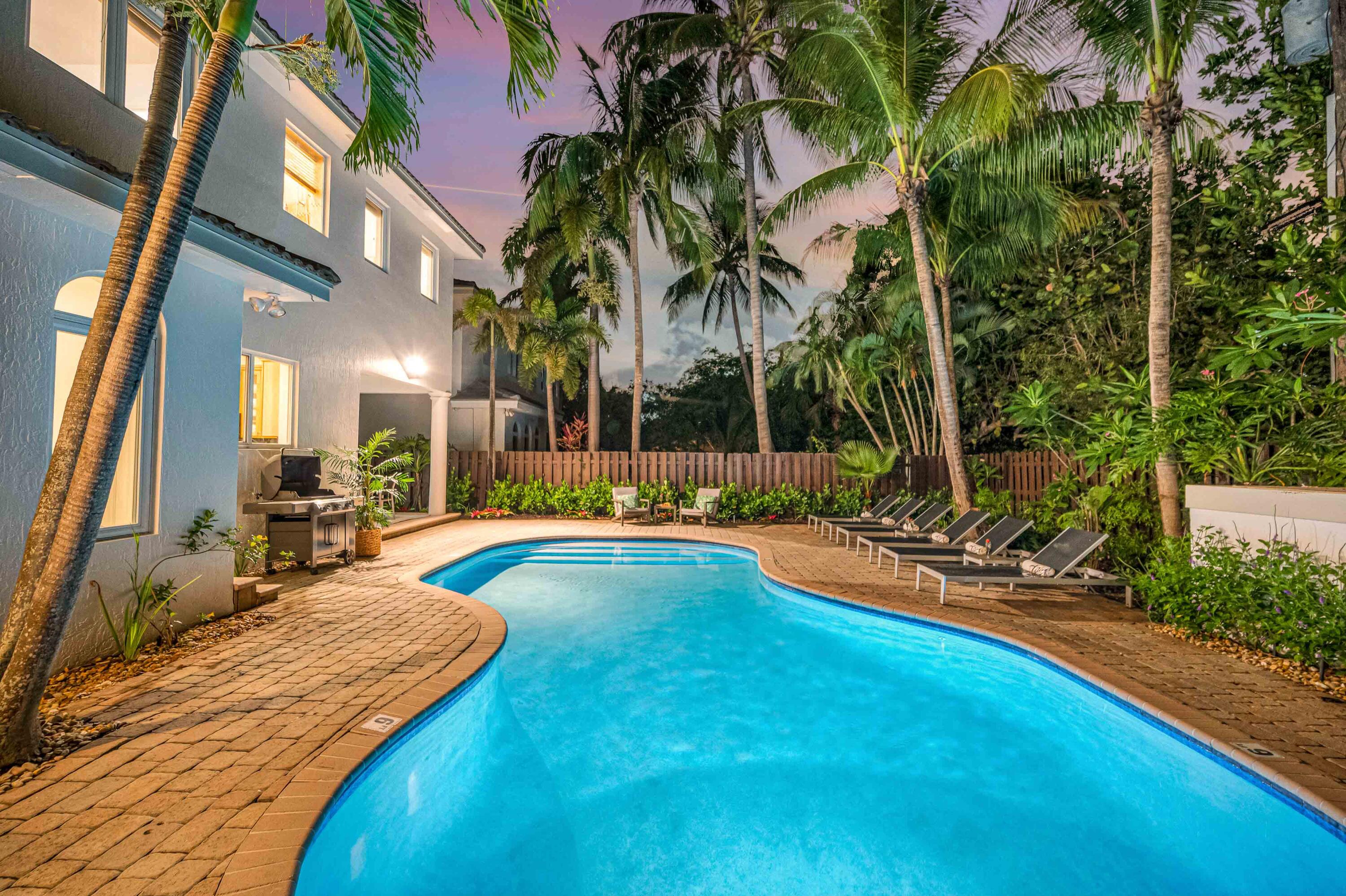 LAS OLAS BY THE SEA EXT - Residential