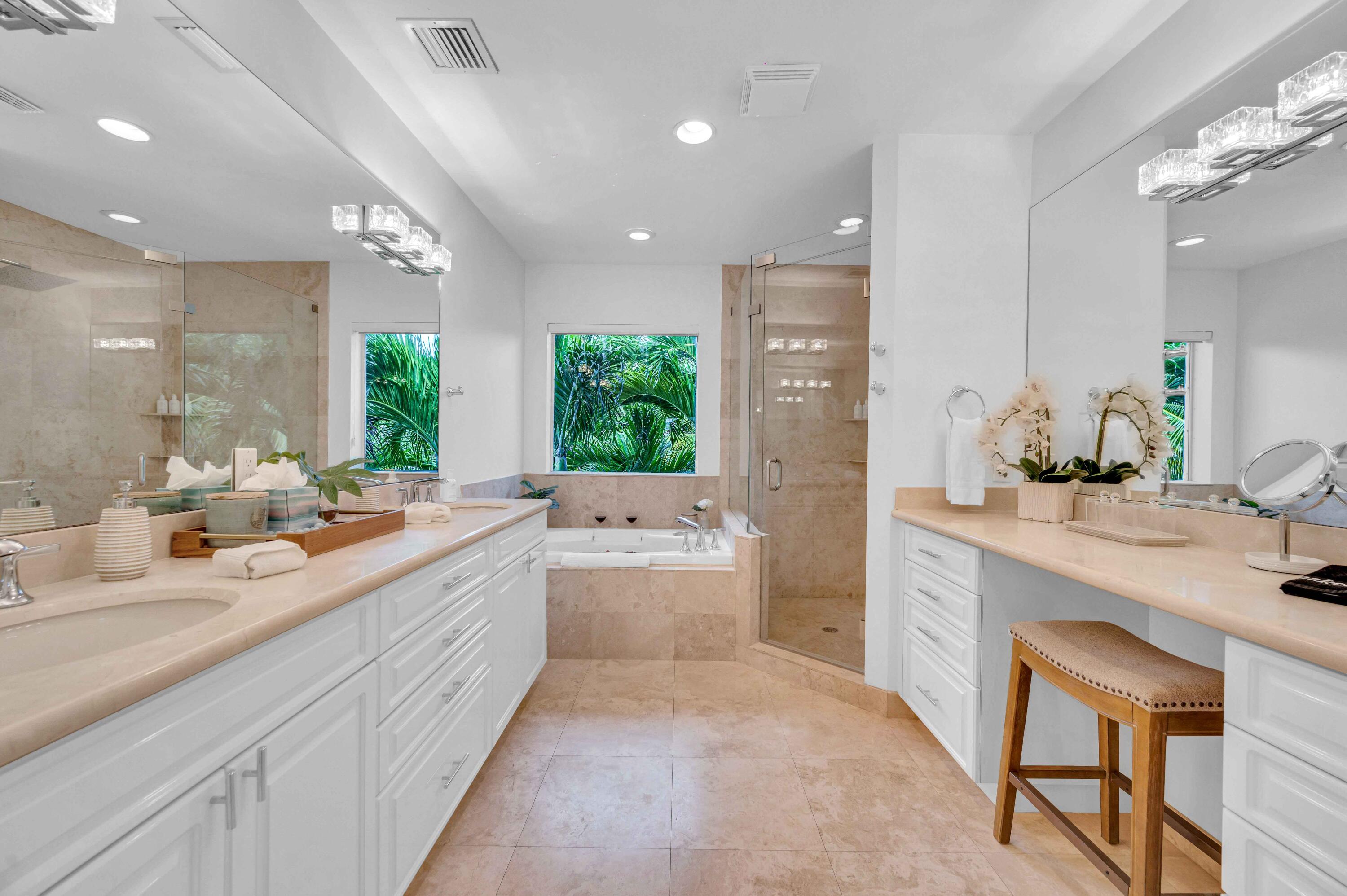 LAS OLAS BY THE SEA EXT - Residential