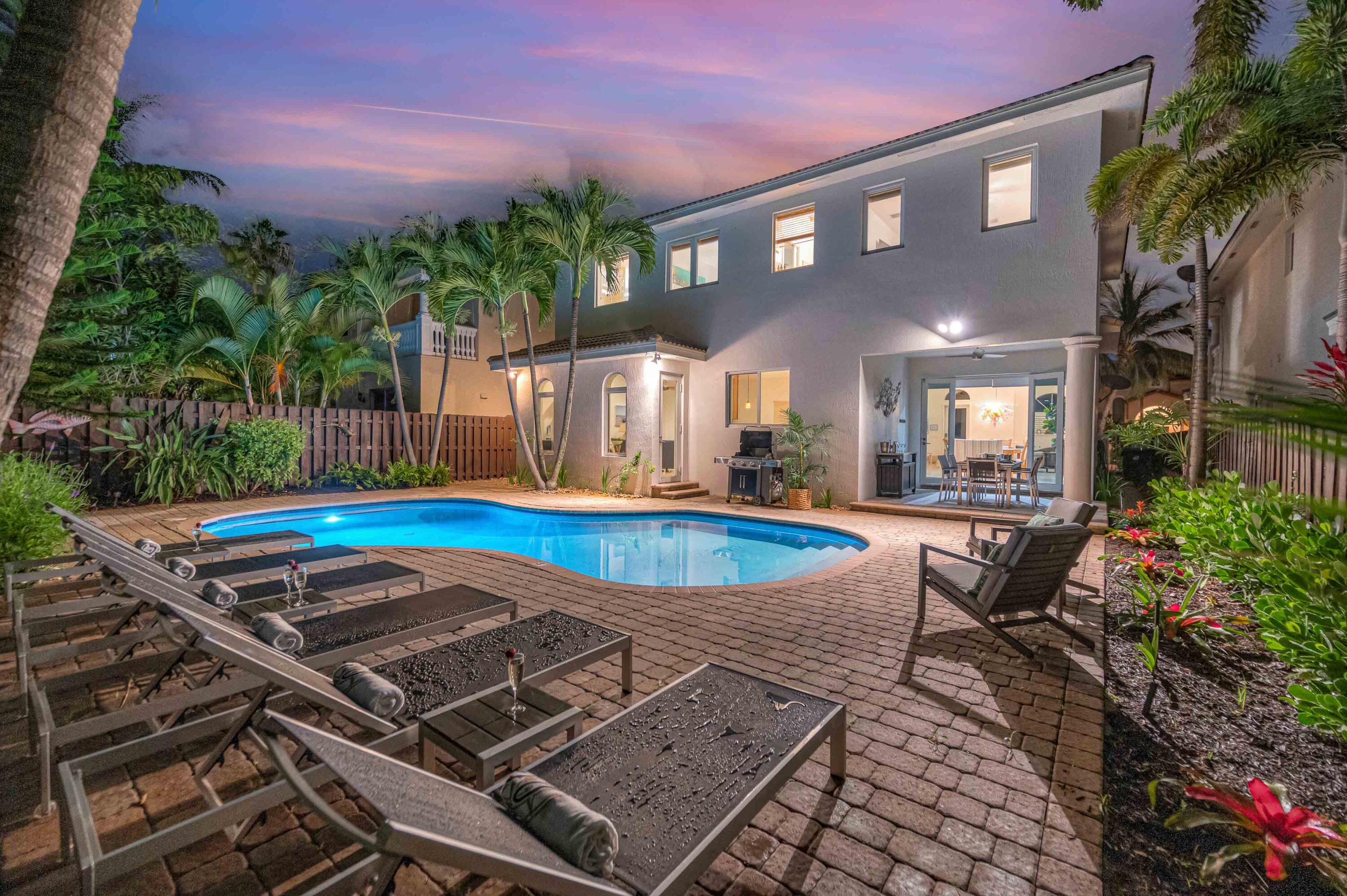 LAS OLAS BY THE SEA EXT - Residential