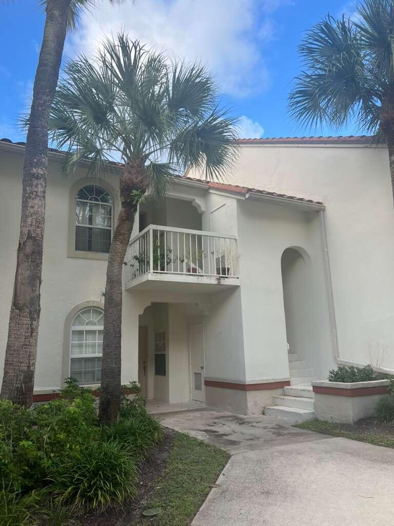 MEADOWBROOK AT PGA CONDO - Residential