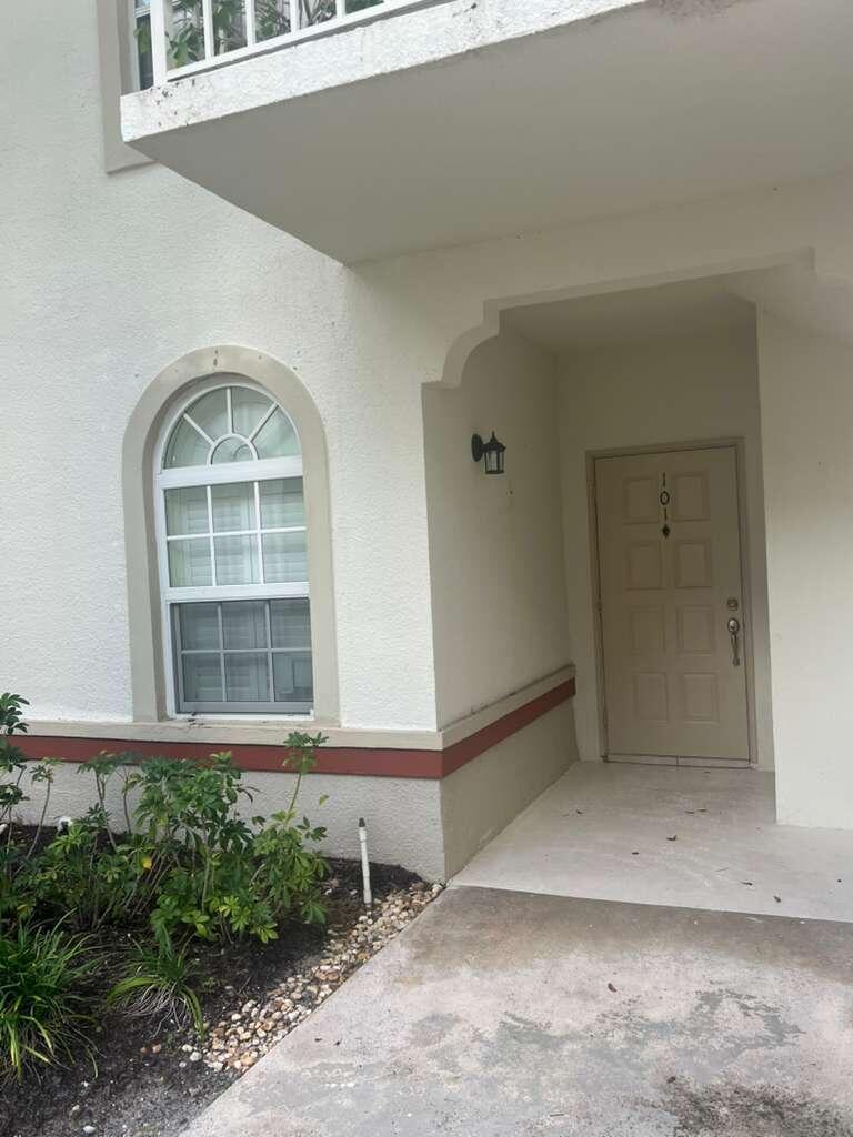 MEADOWBROOK AT PGA CONDO - Residential